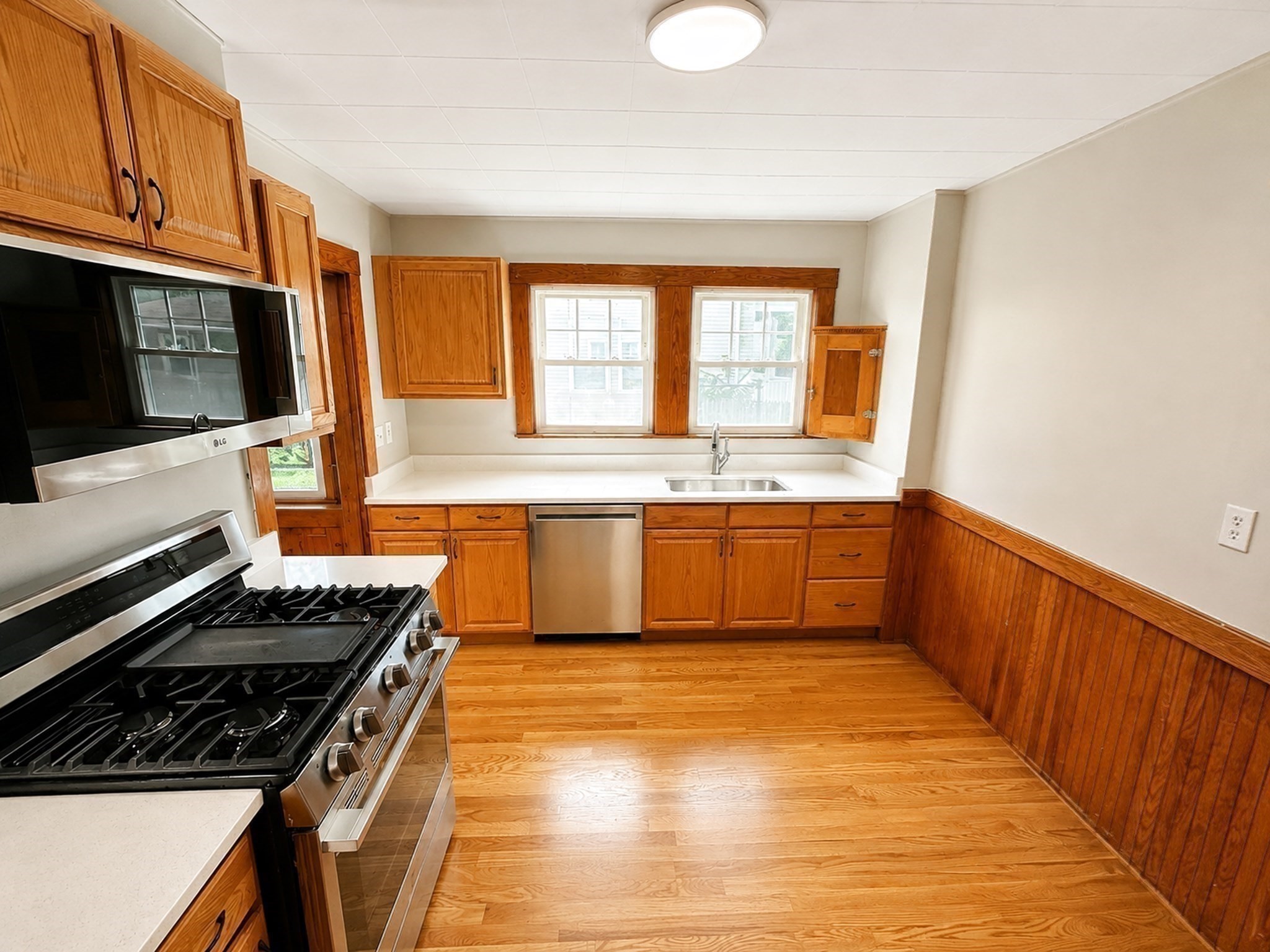 main property photo 14