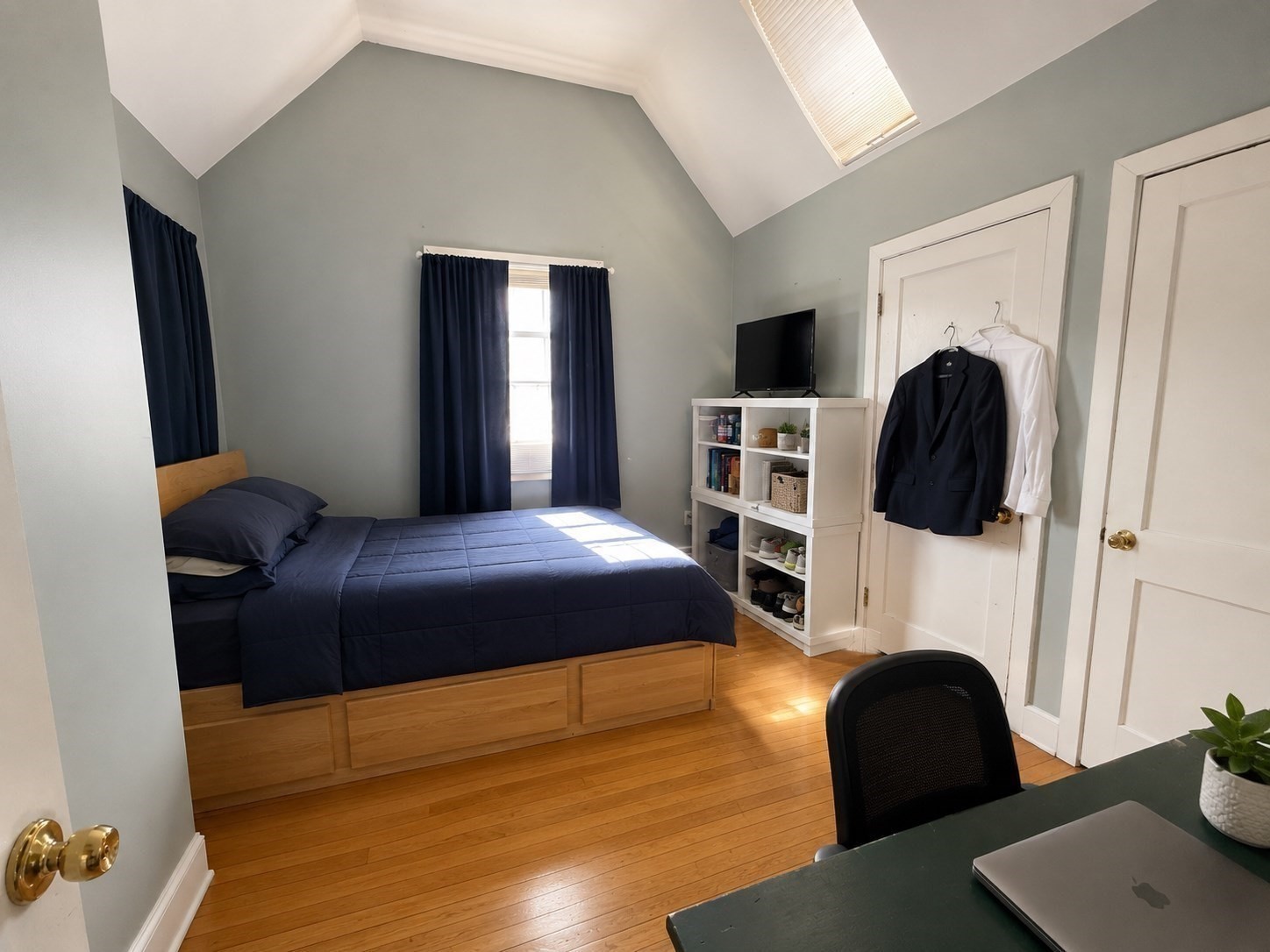 main property photo 20