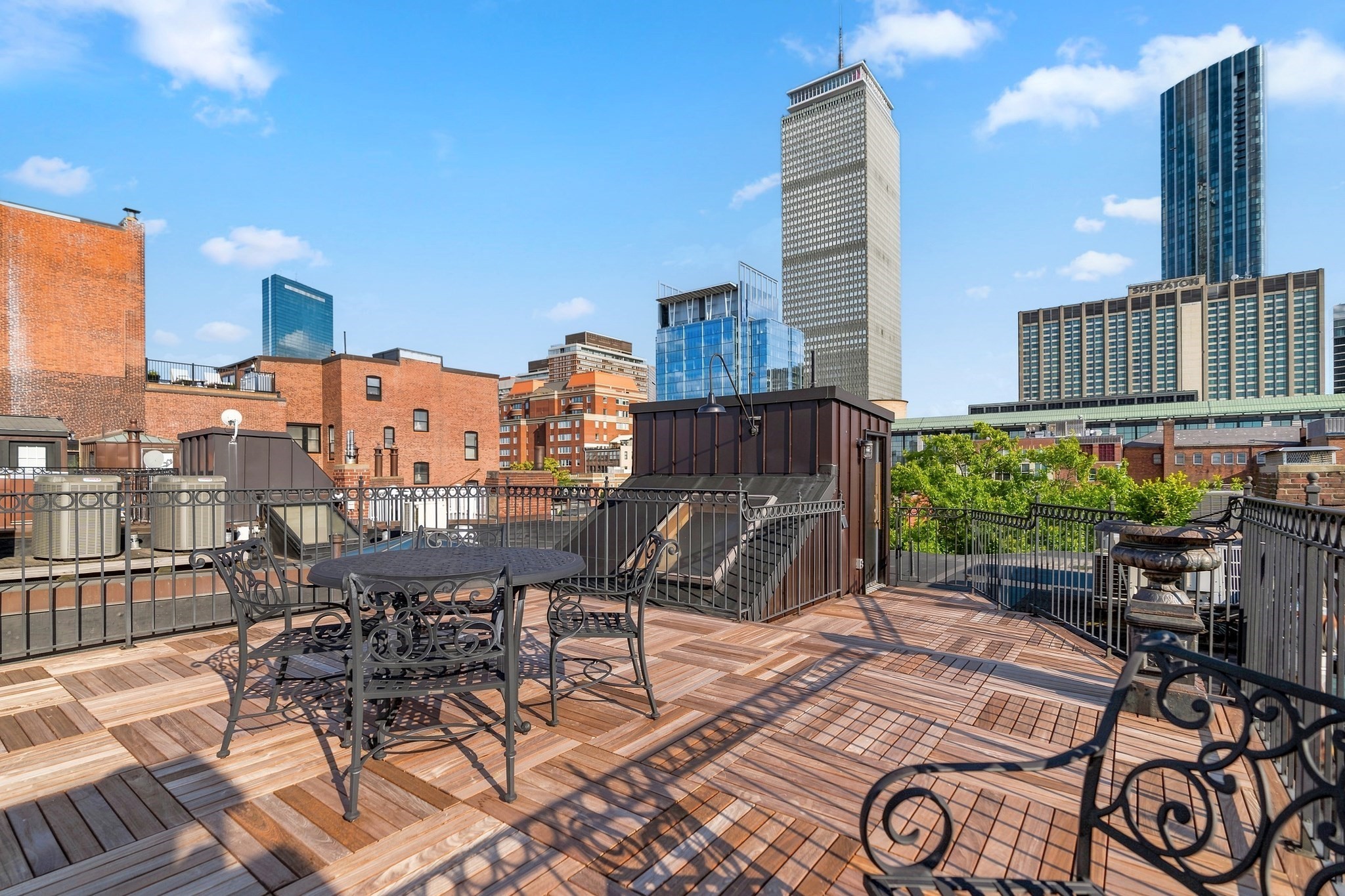 main property photo 20