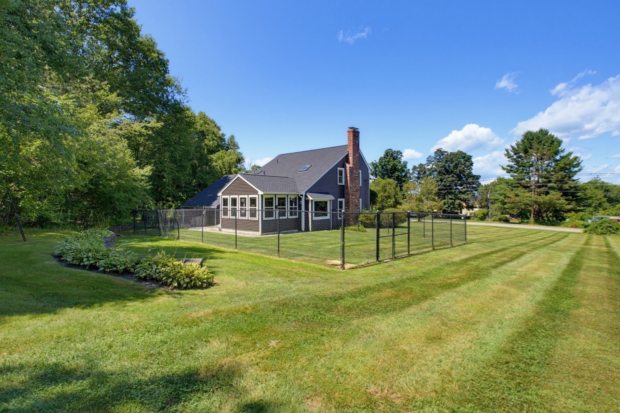 main property photo 31