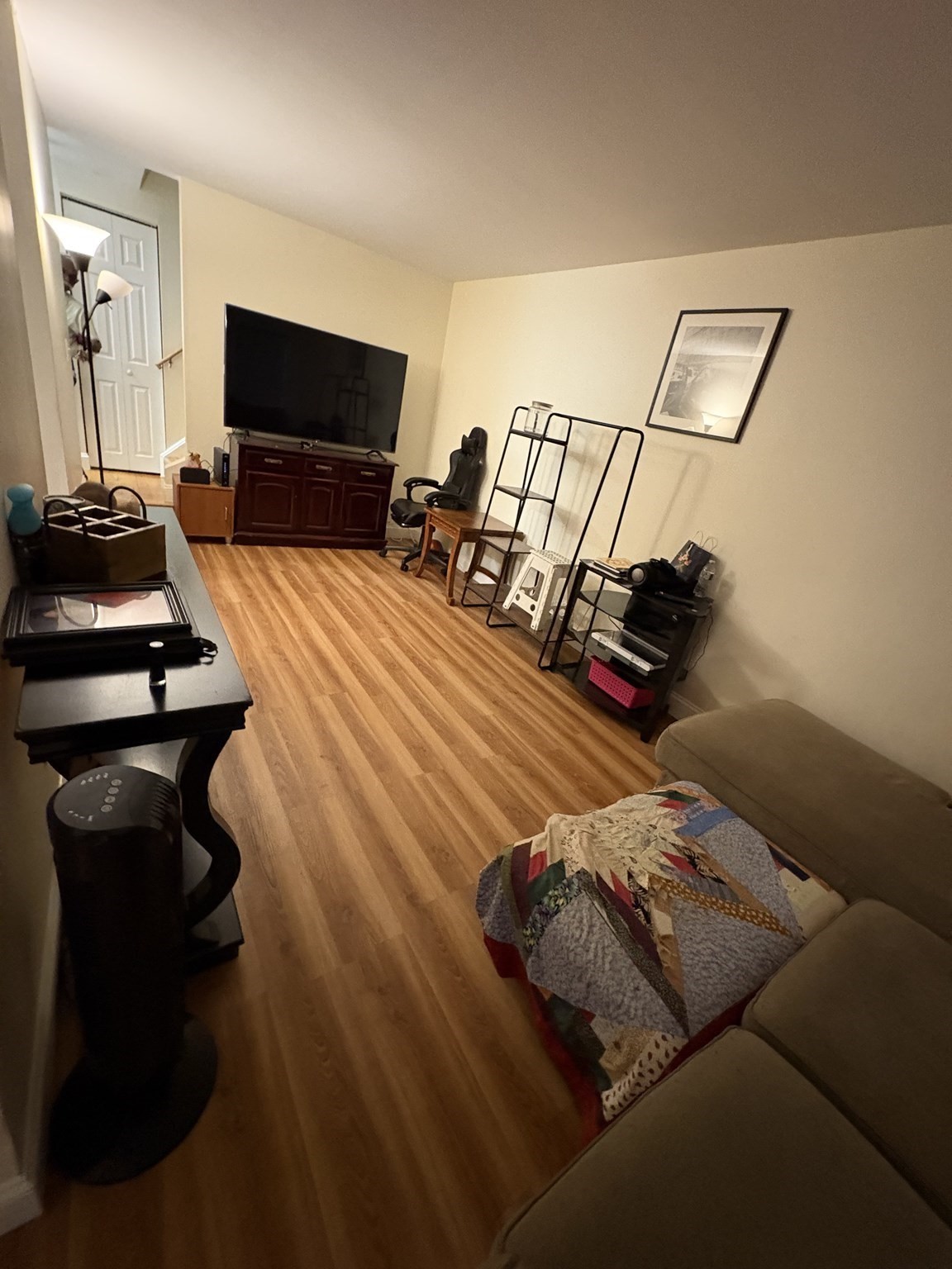 main property photo 7