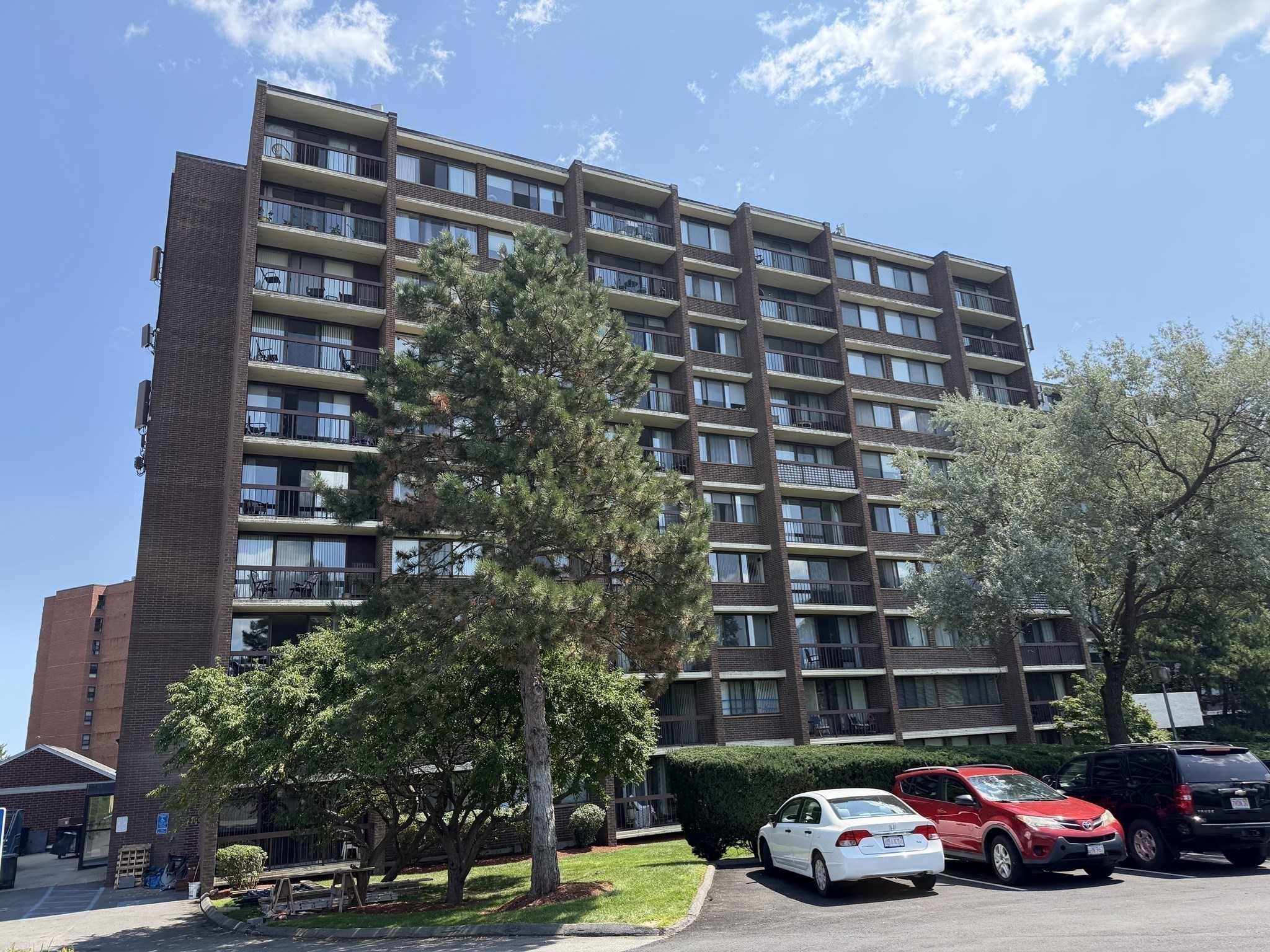 main property photo 17