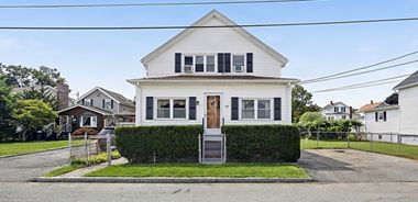 image of property with 4 Bed | 2 Bath | 1,112 Sqft
