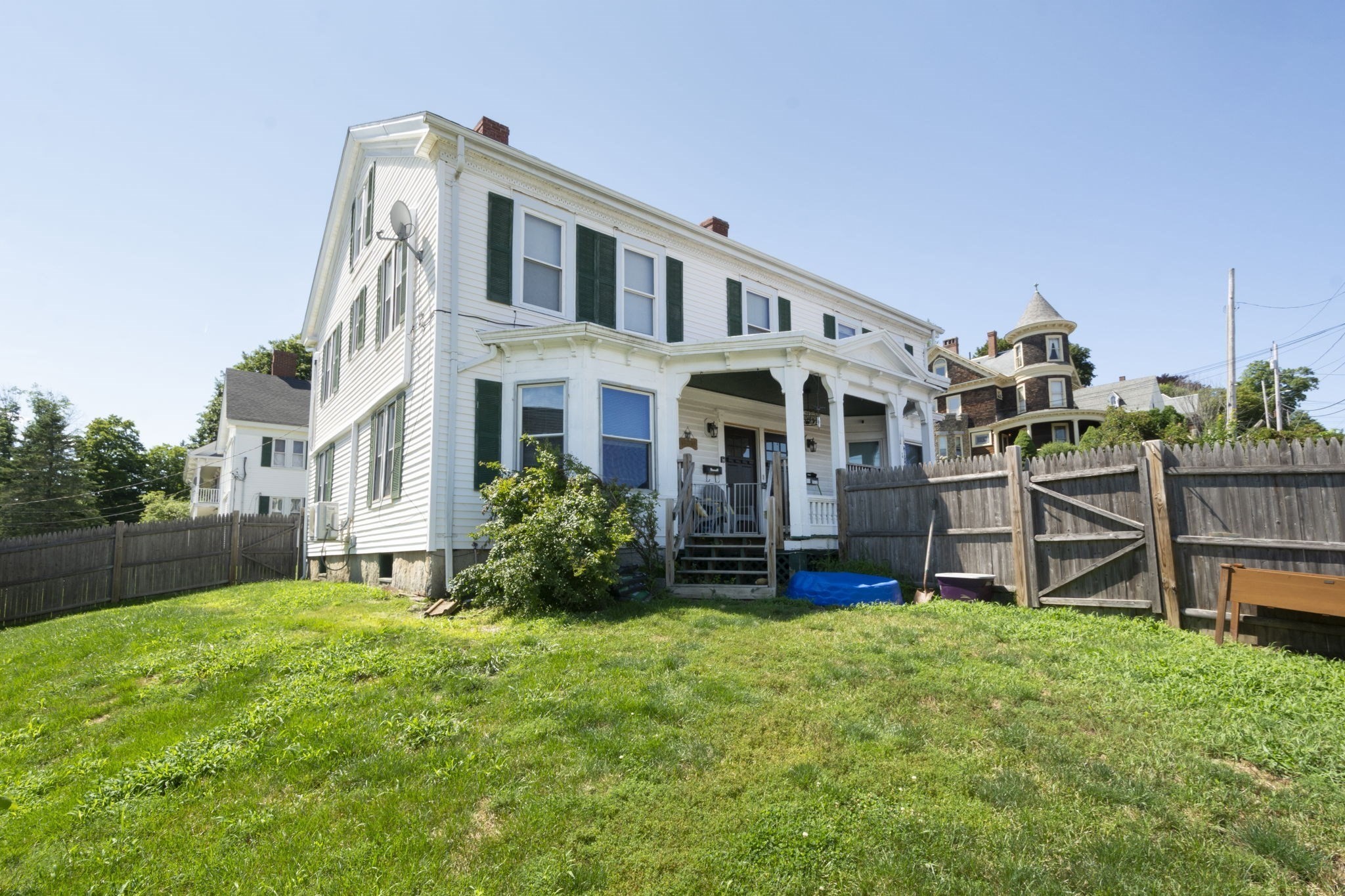 main property photo 3