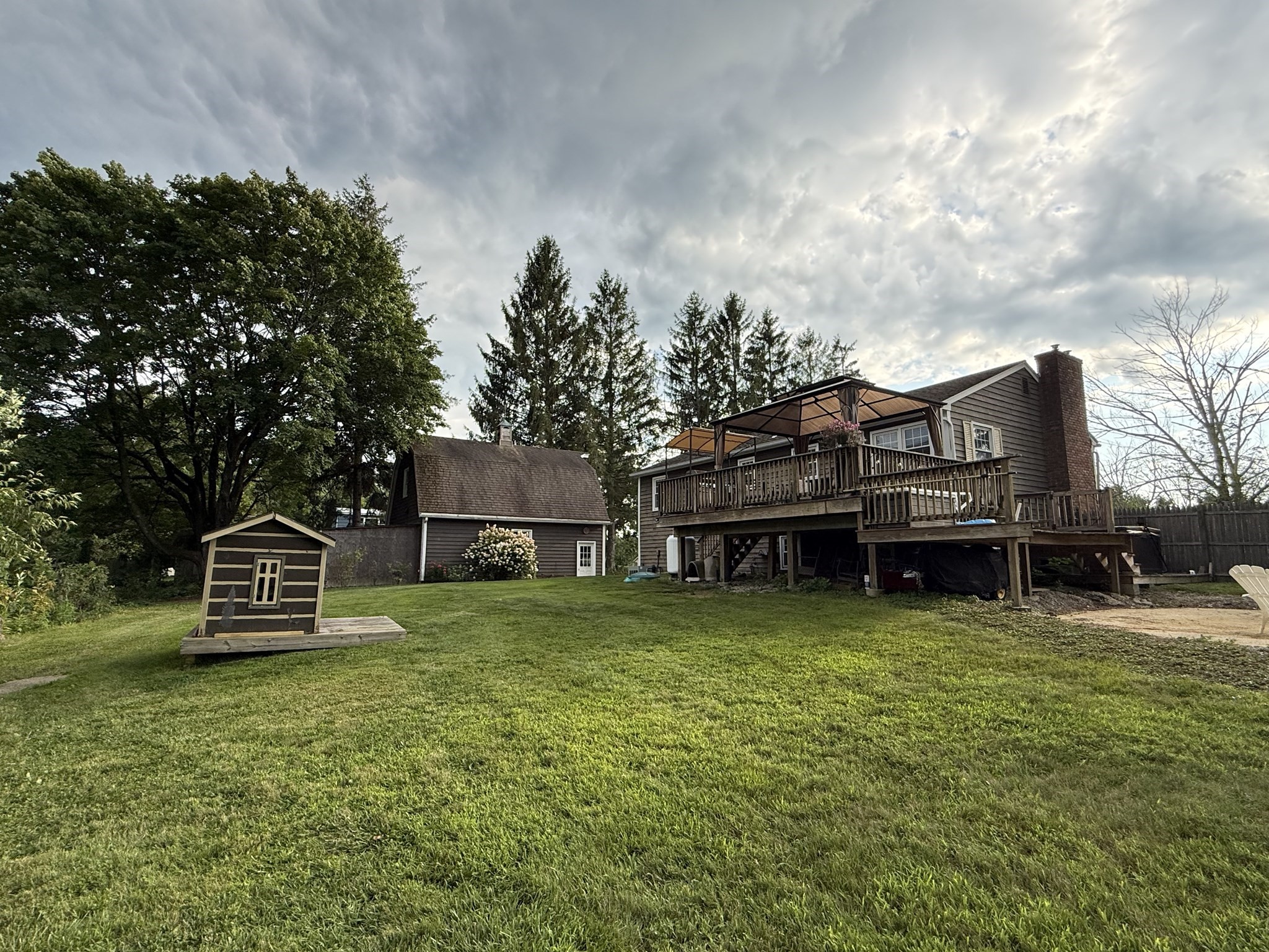 main property photo 36