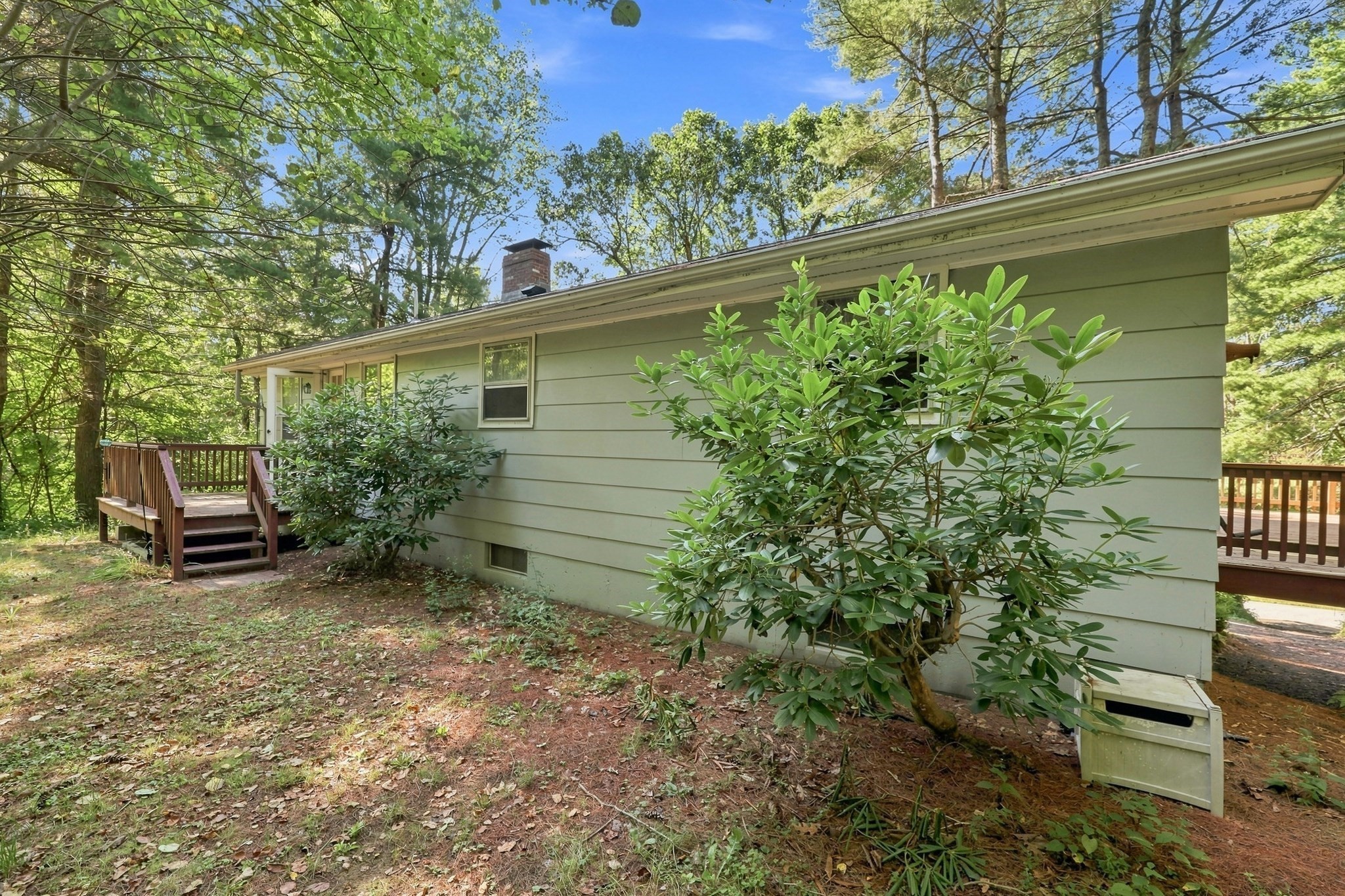 main property photo 31