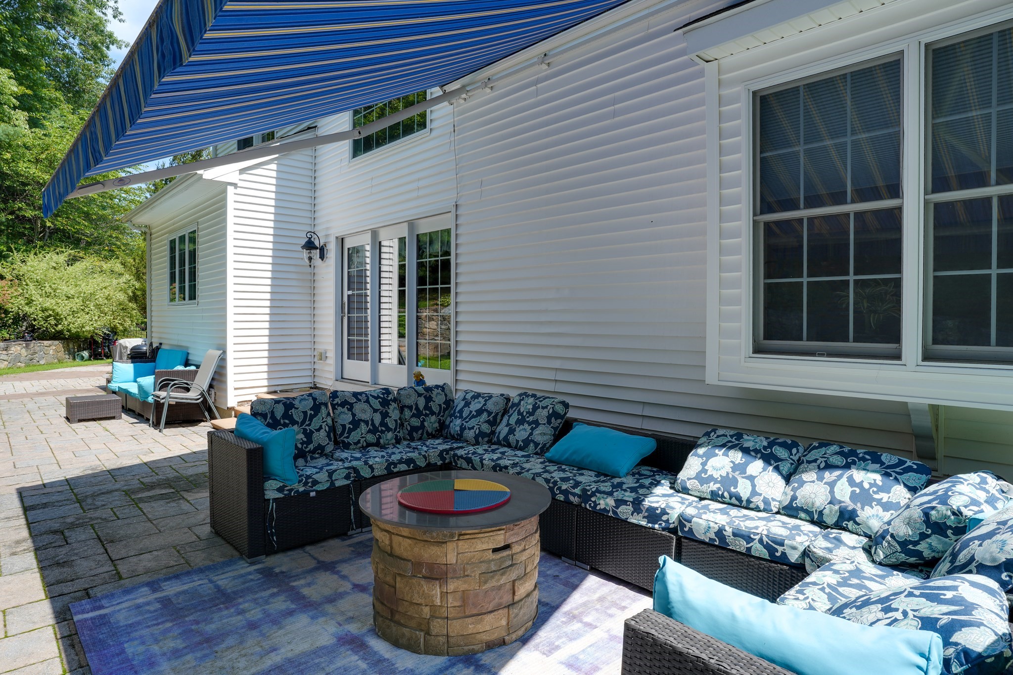 main property photo 27
