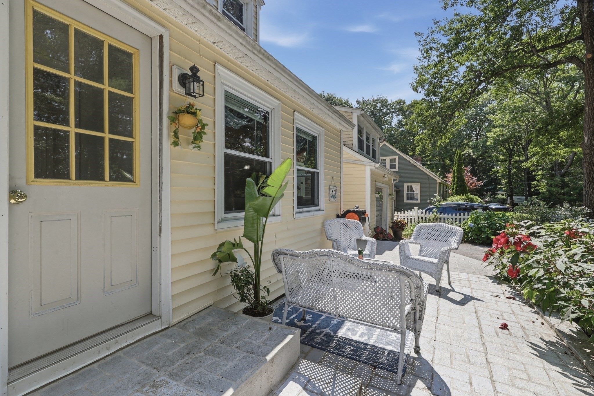 main property photo 28