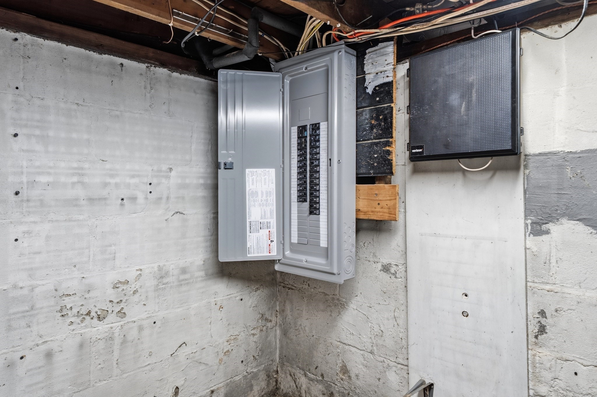 main property photo 40
