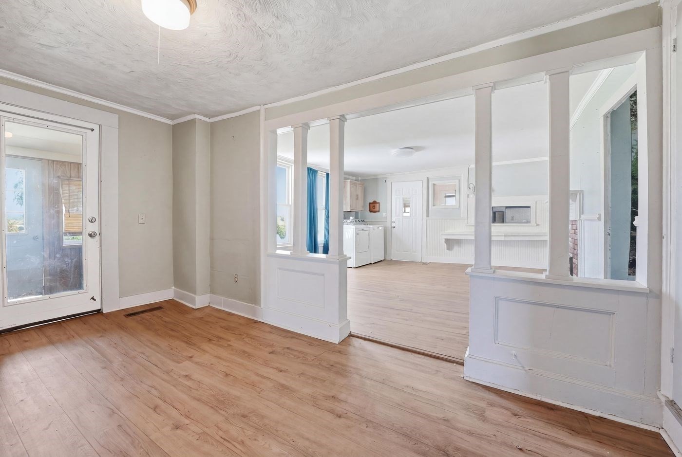 main property photo 15