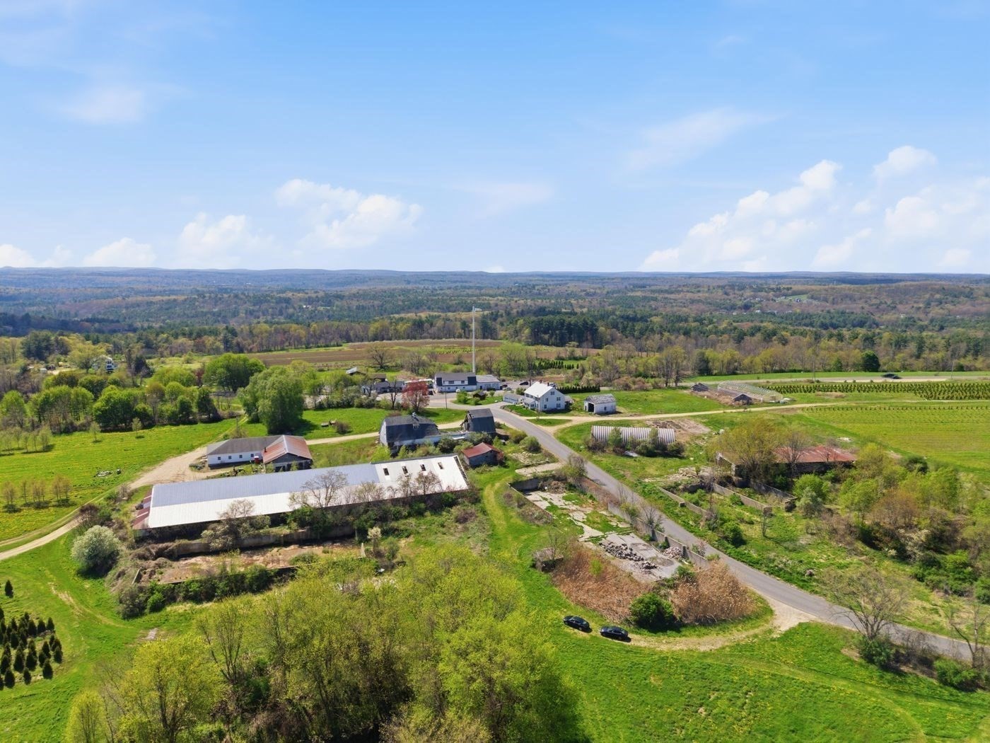 main property photo 28
