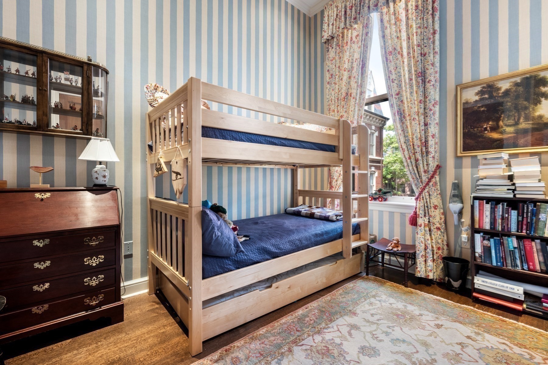 main property photo 22