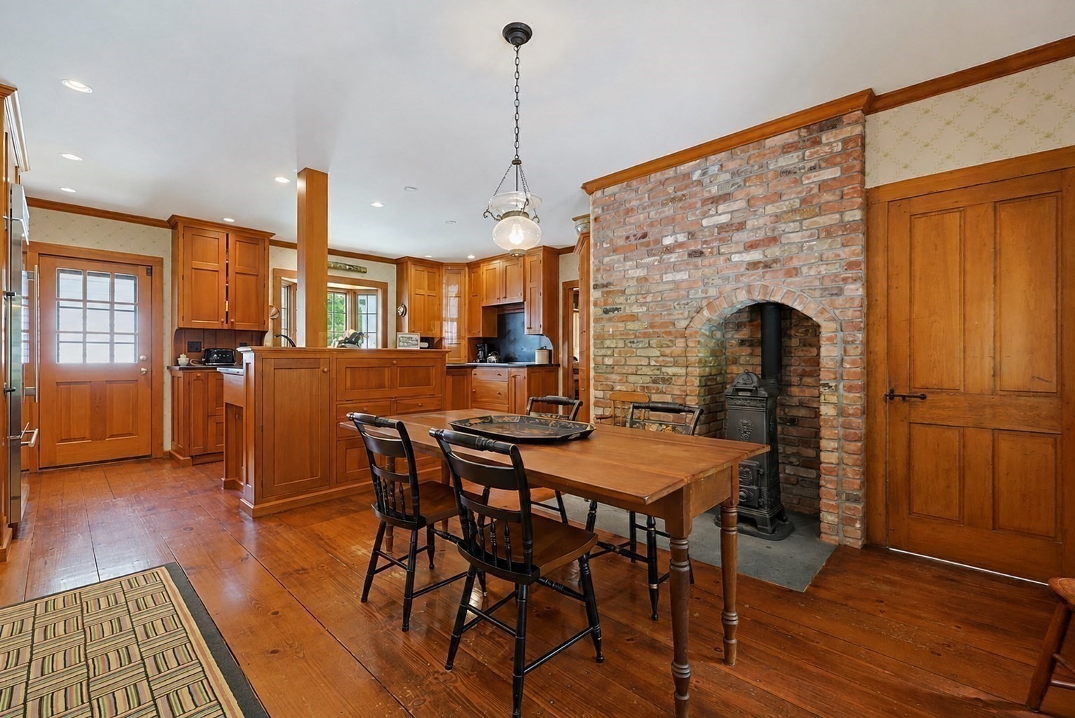 main property photo 16