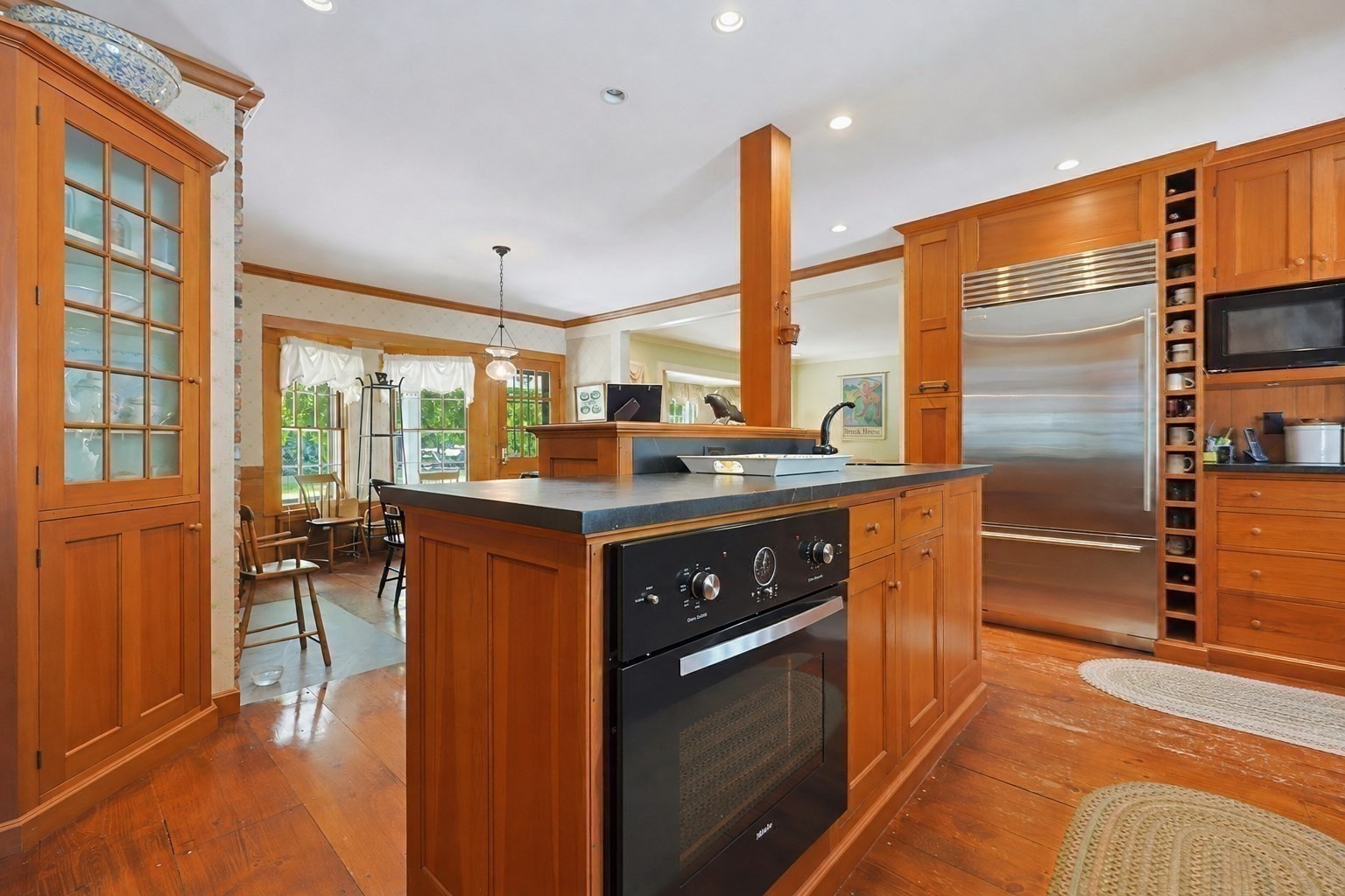 main property photo 17