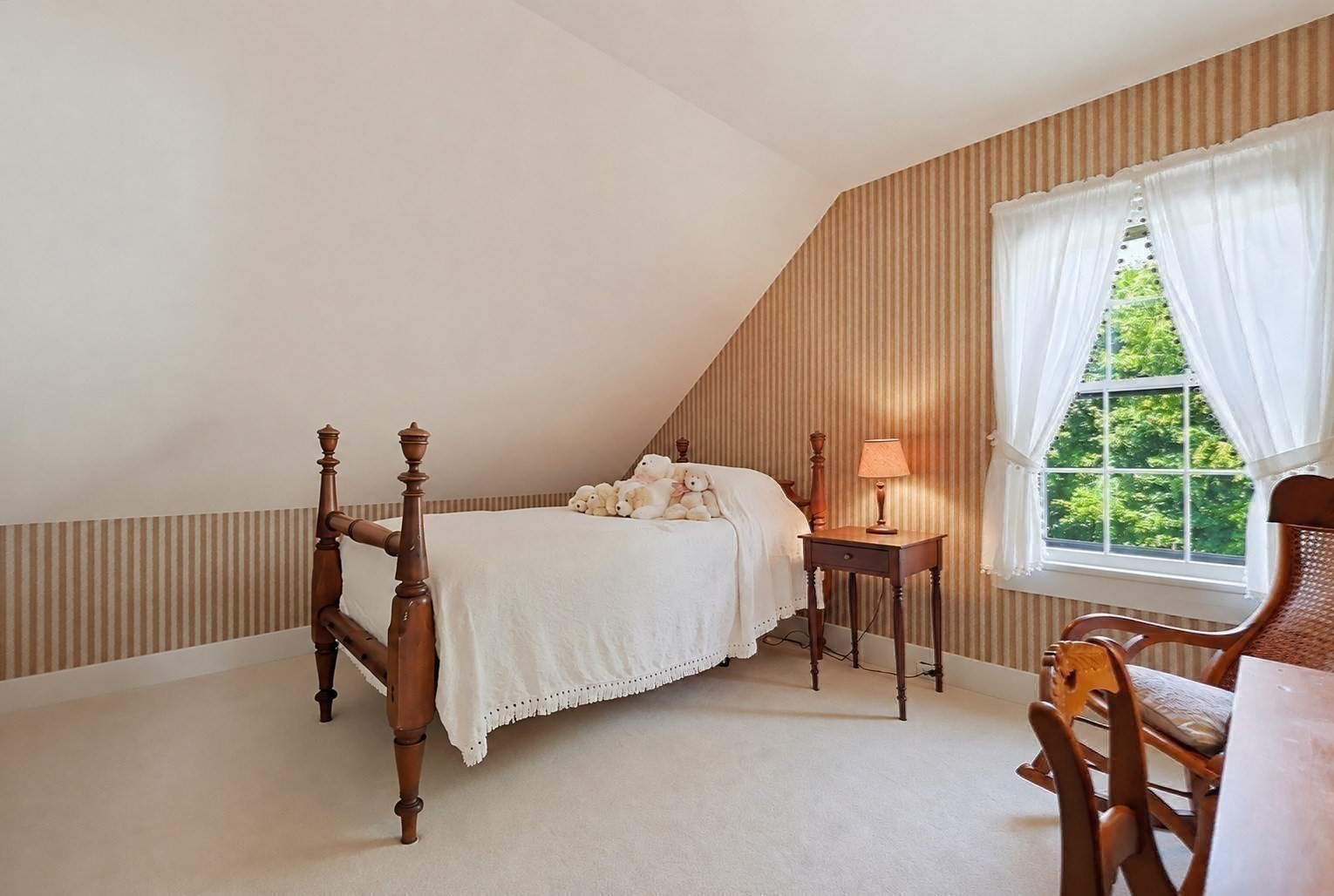 main property photo 25