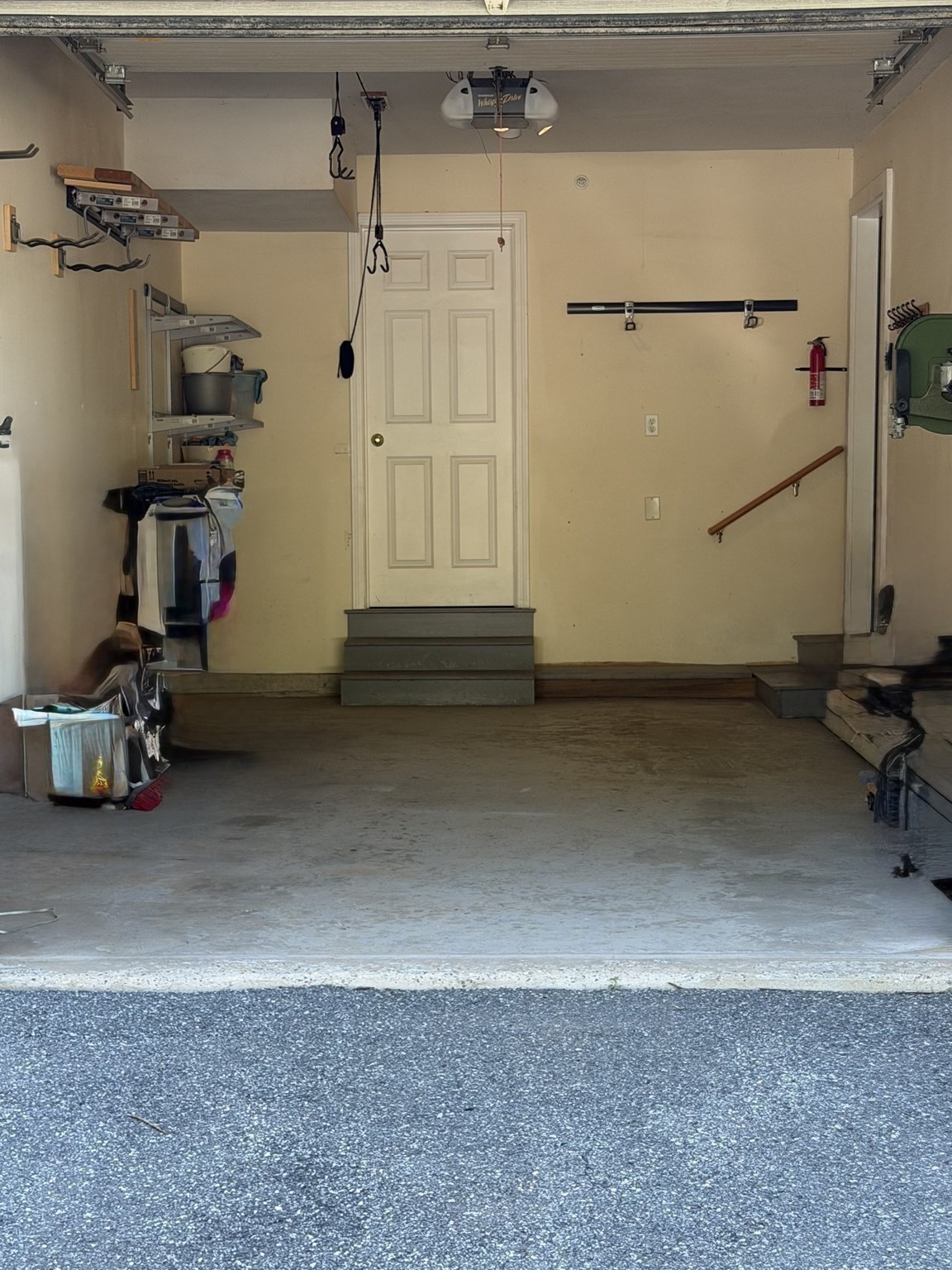 main property photo 25