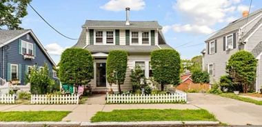 image of property with 3 Bed | 2 Bath | 1,472 Sqft