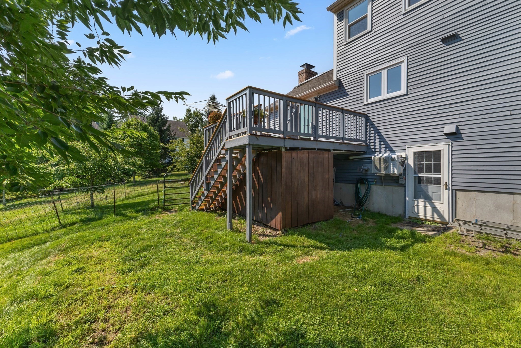 main property photo 34