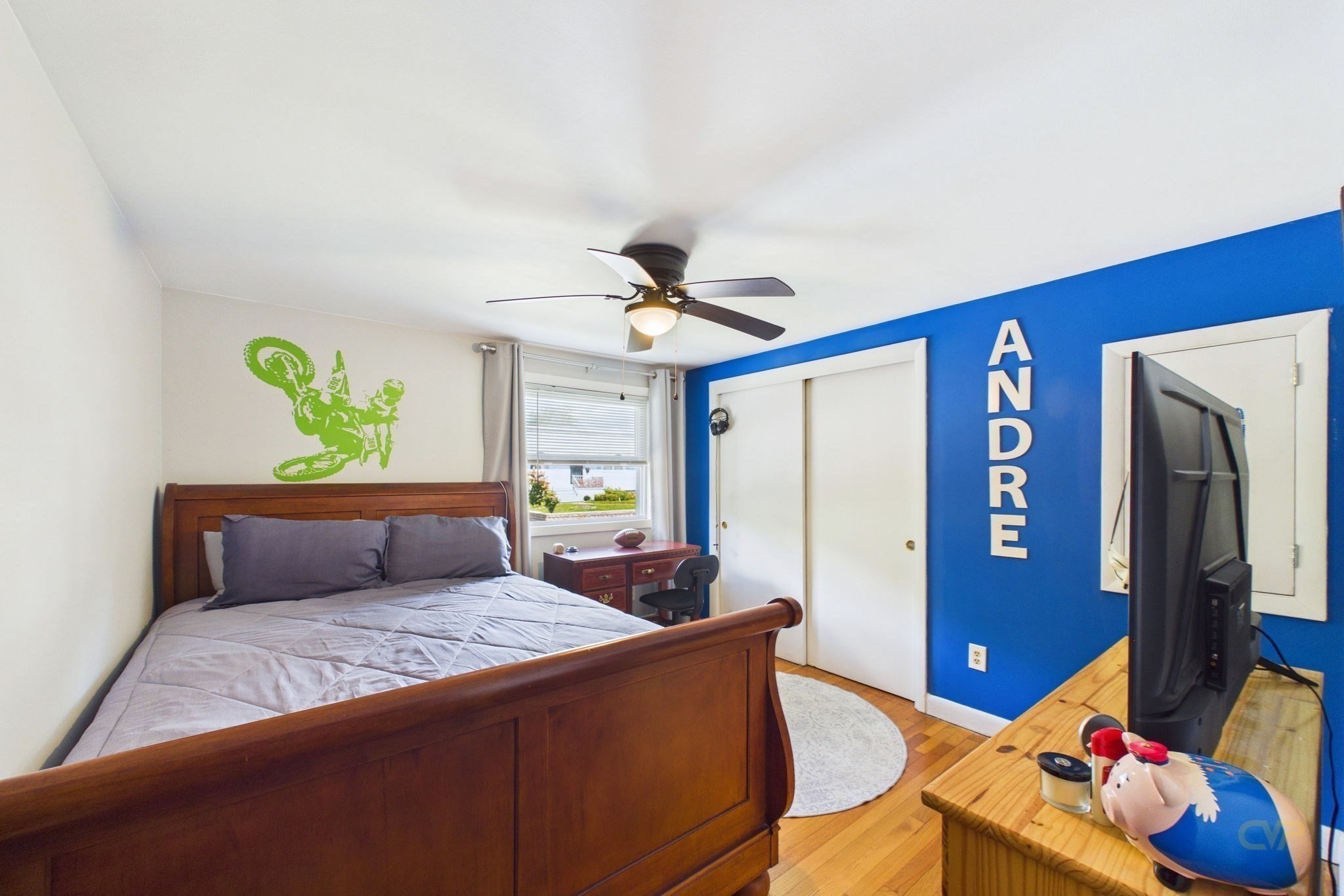 main property photo 22