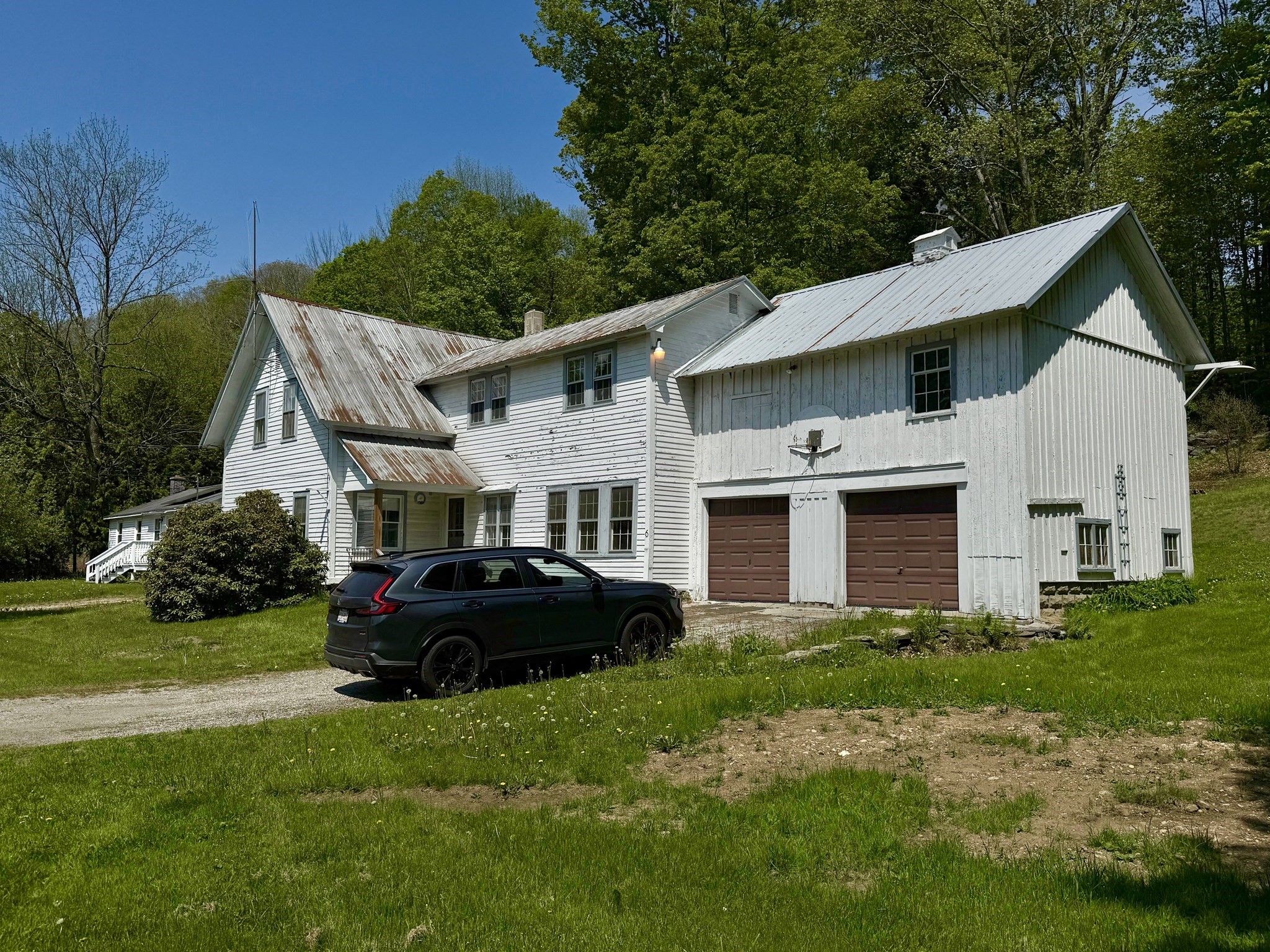 main property photo 20