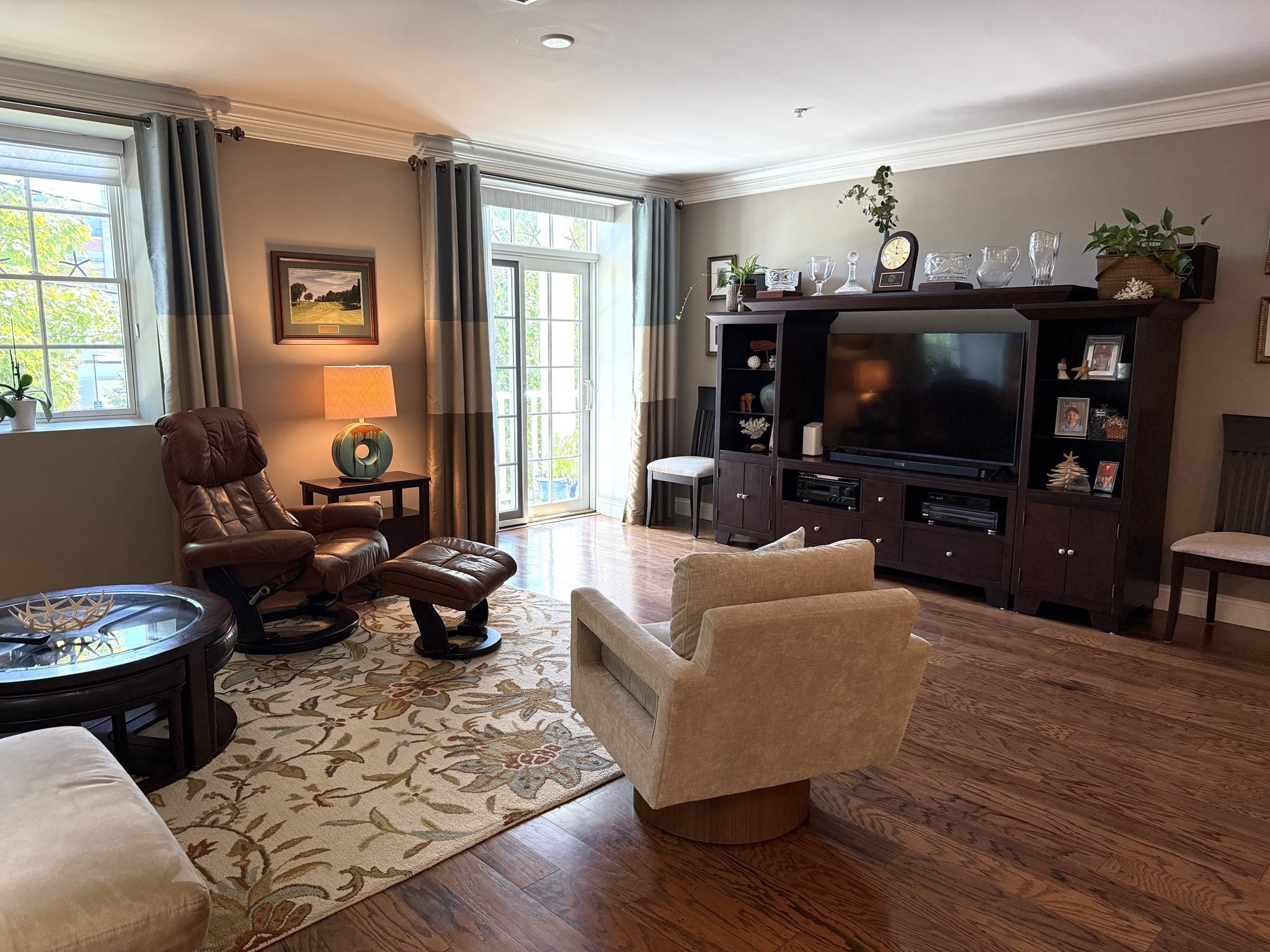 main property photo 26
