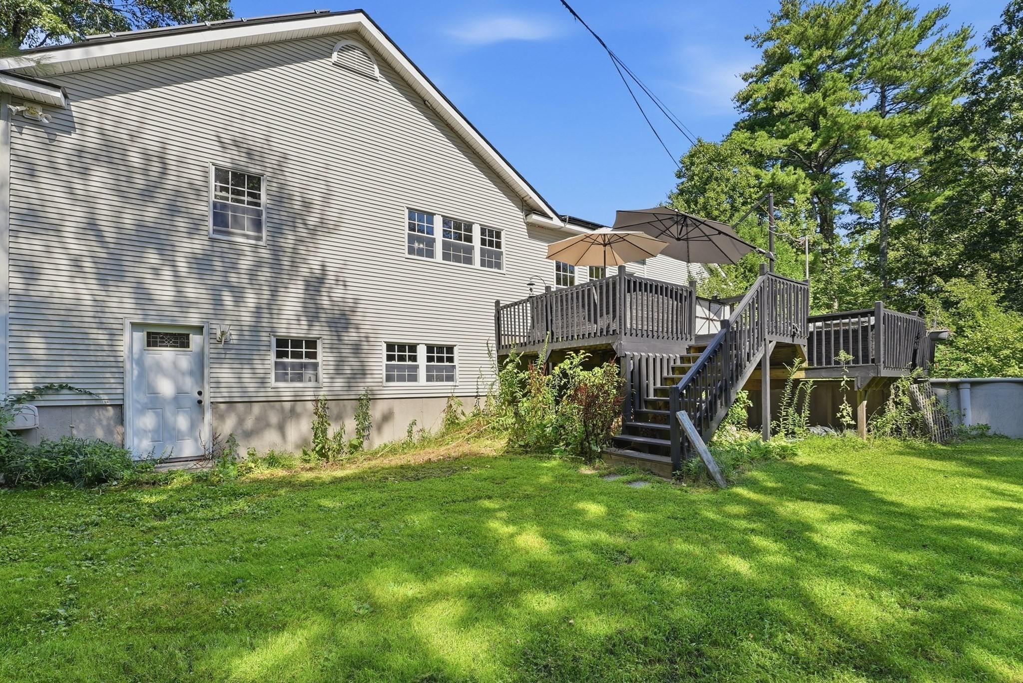 main property photo 22