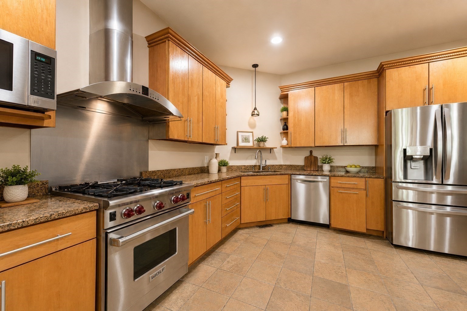 main property photo 5