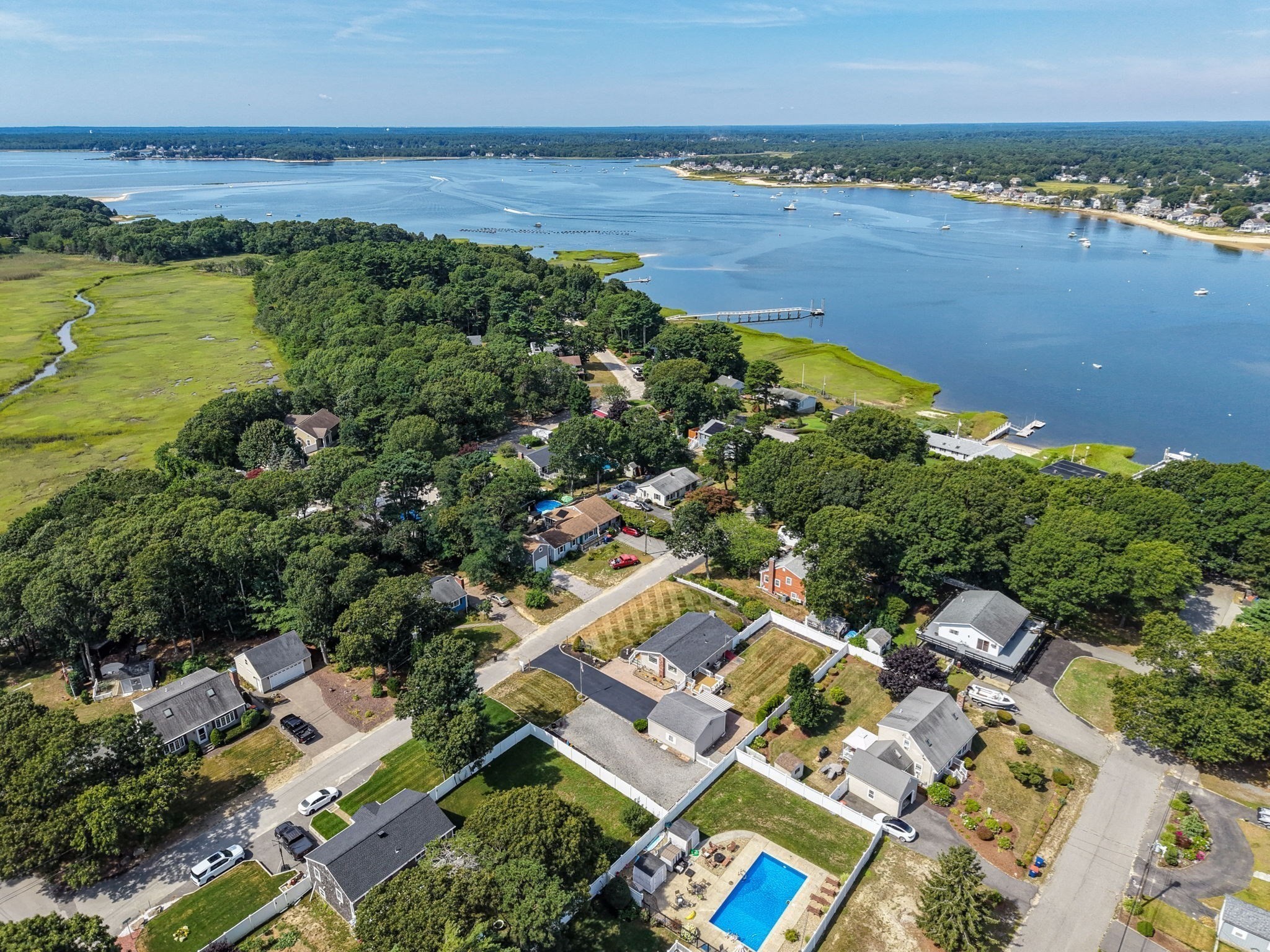main property photo 39