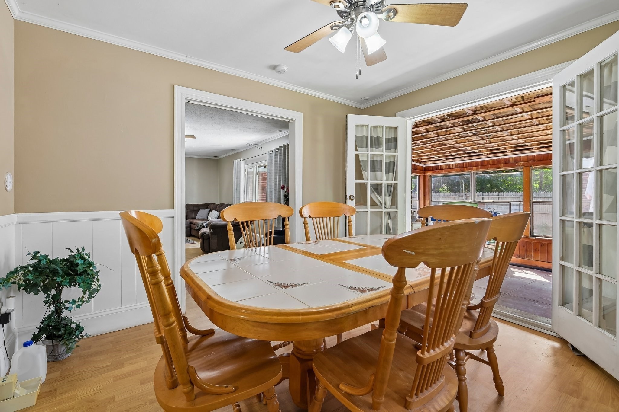 main property photo 14