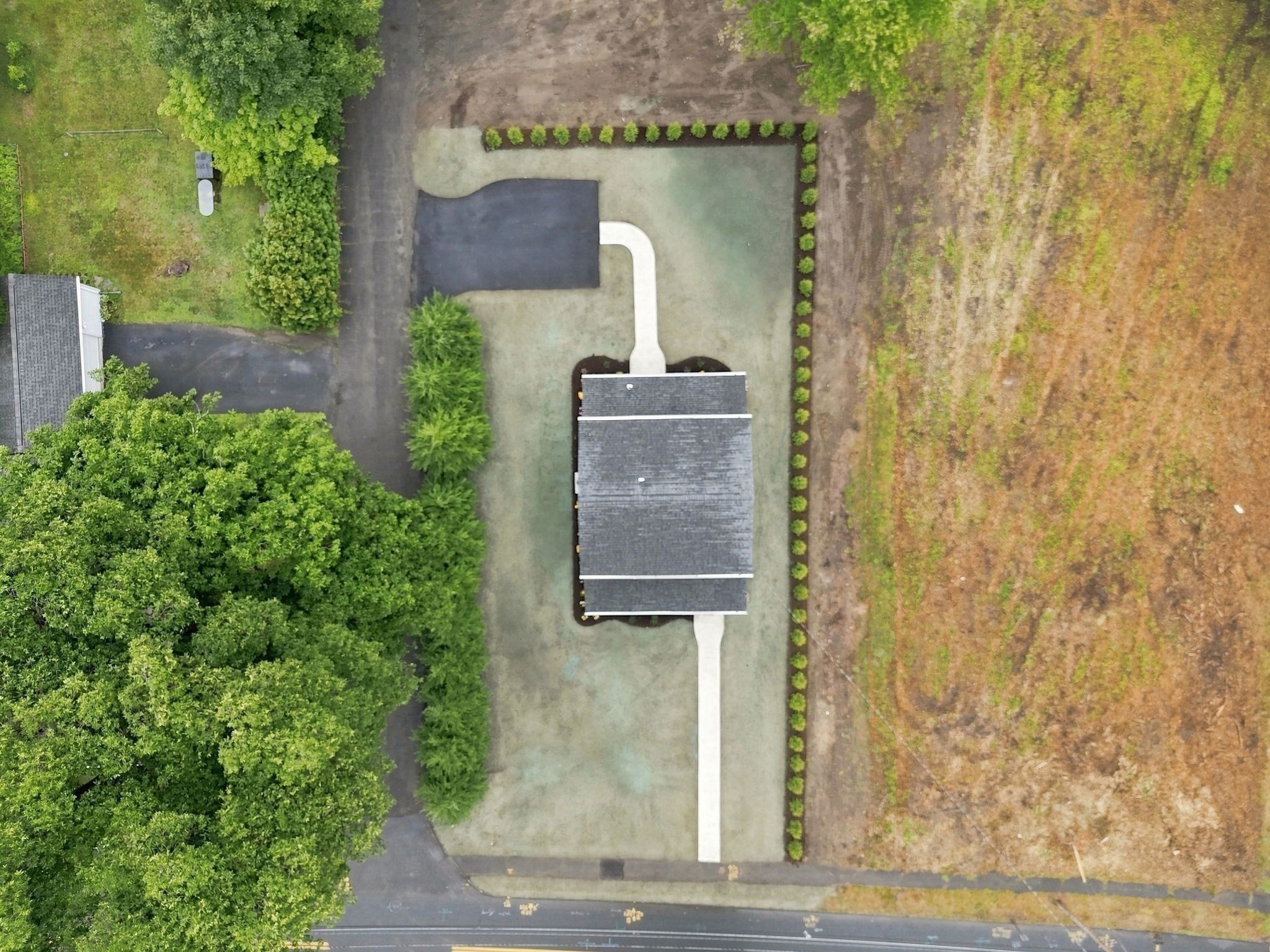 main property photo 35