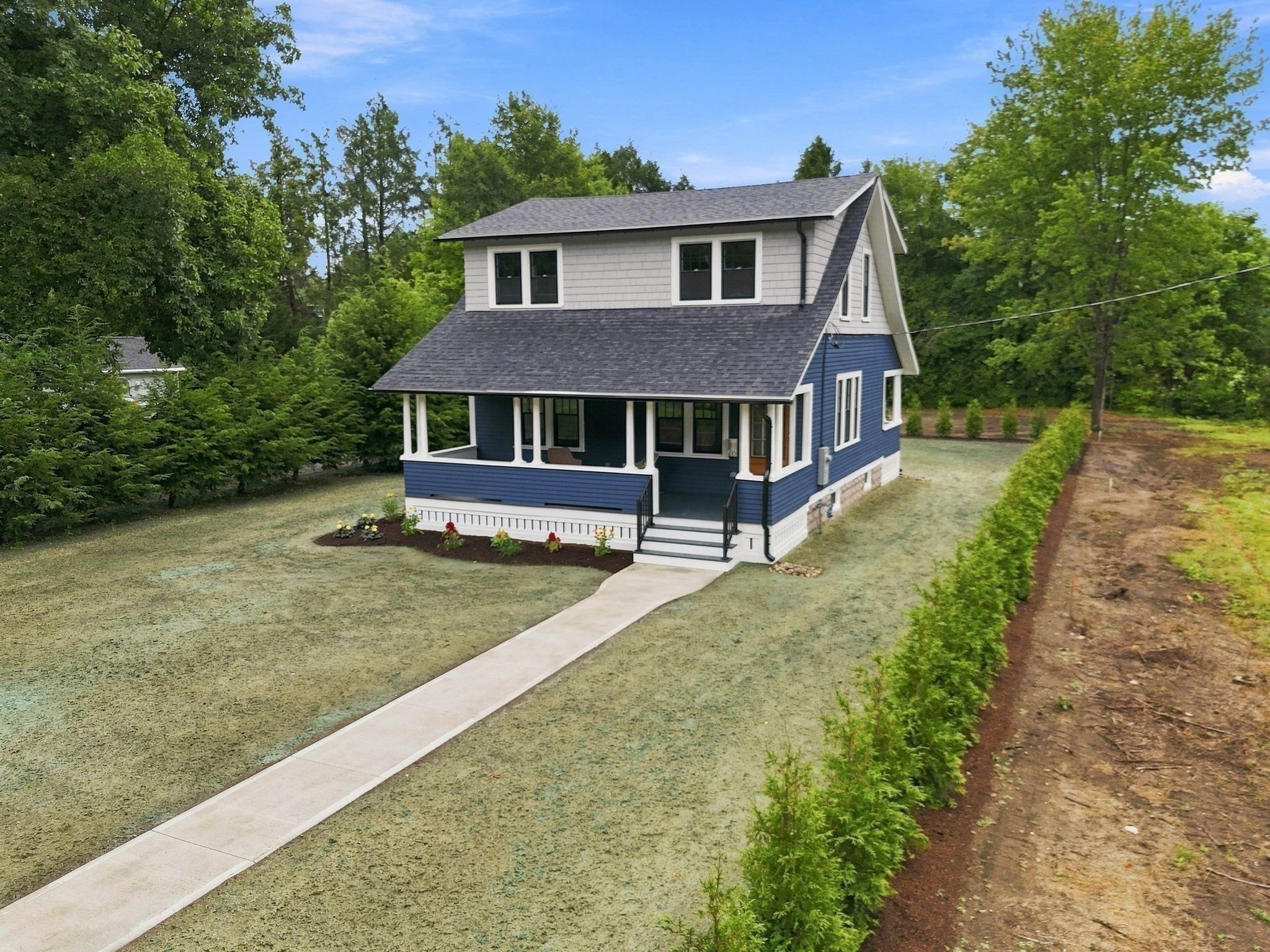 main property photo 41