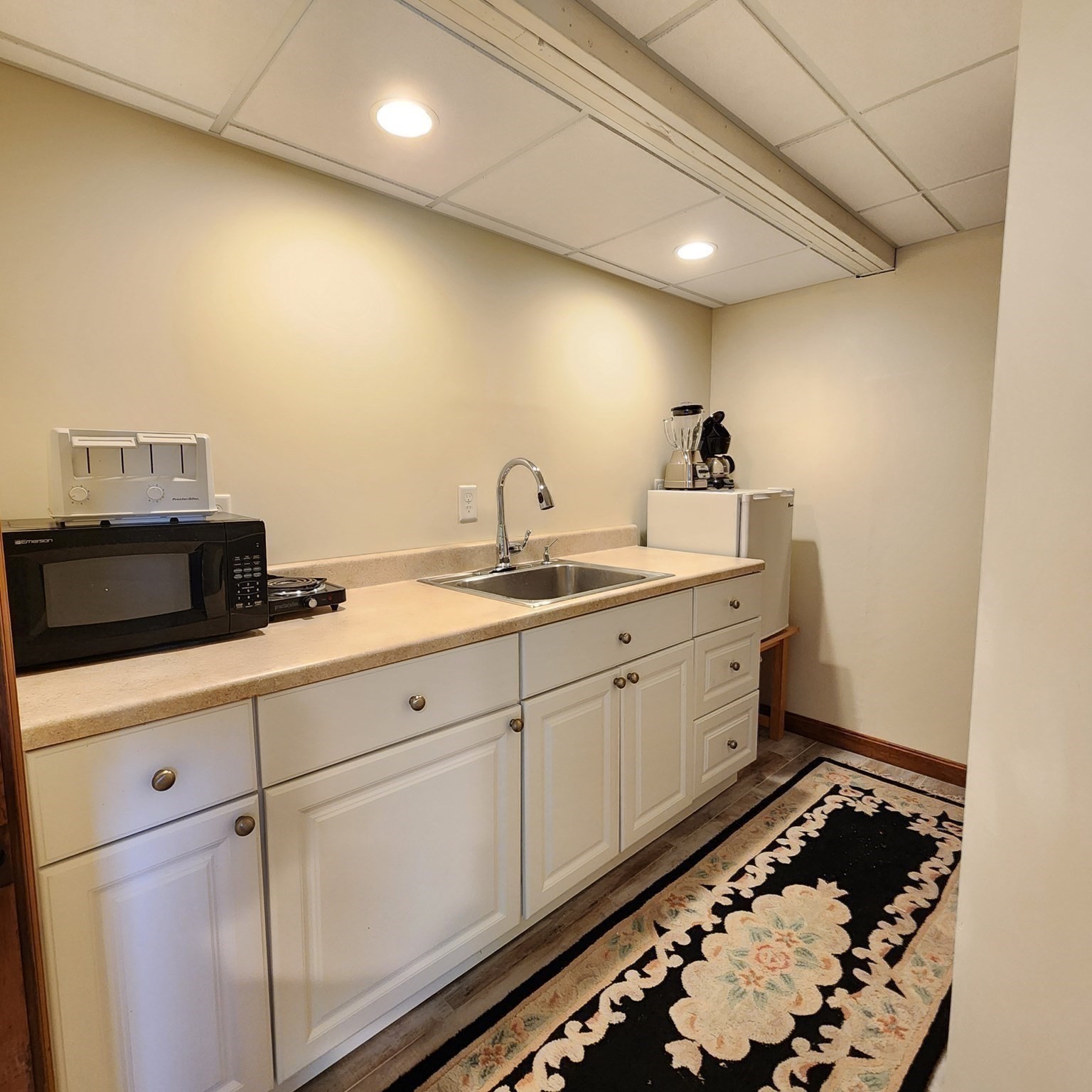main property photo 18