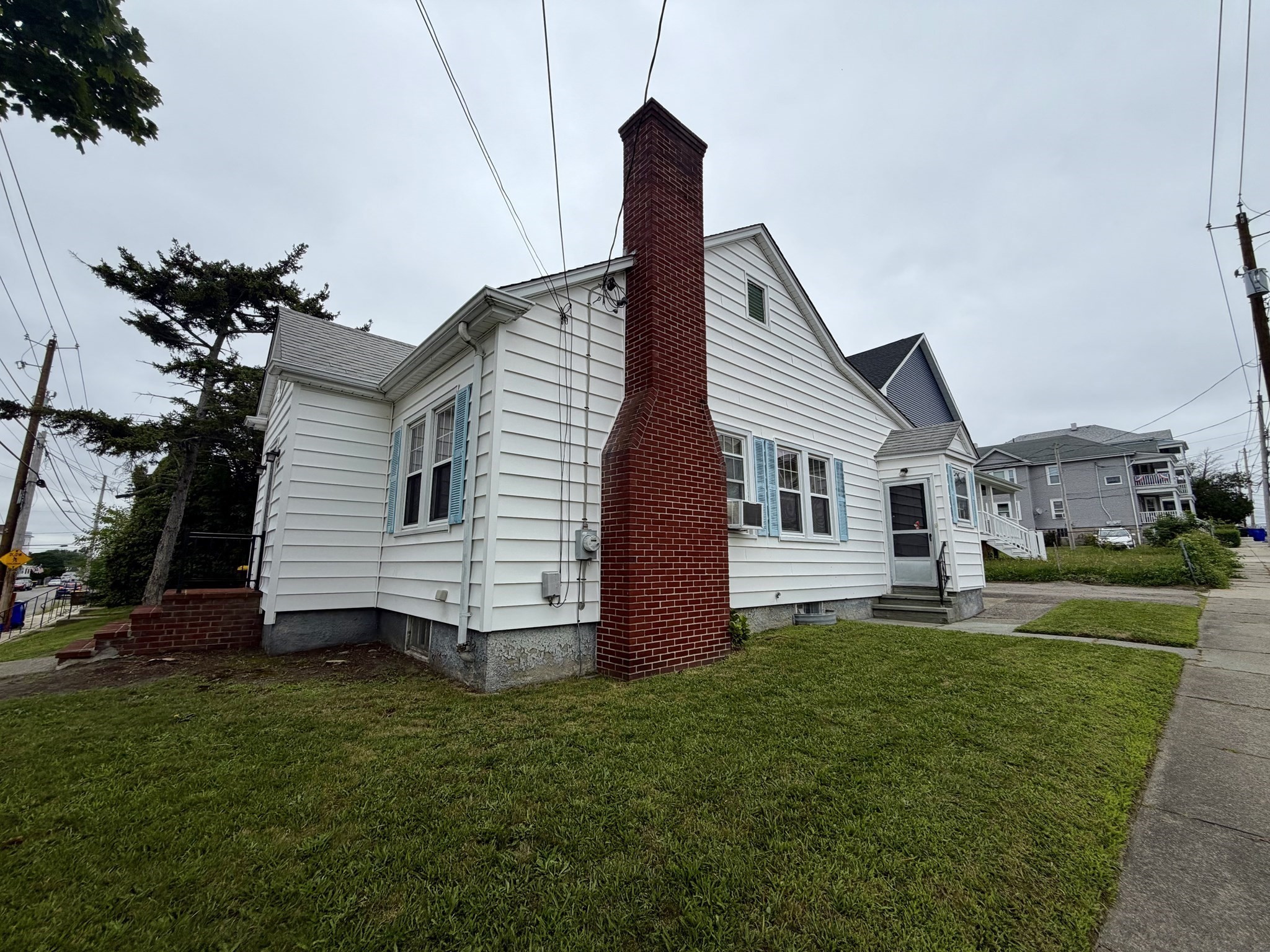 main property photo 27
