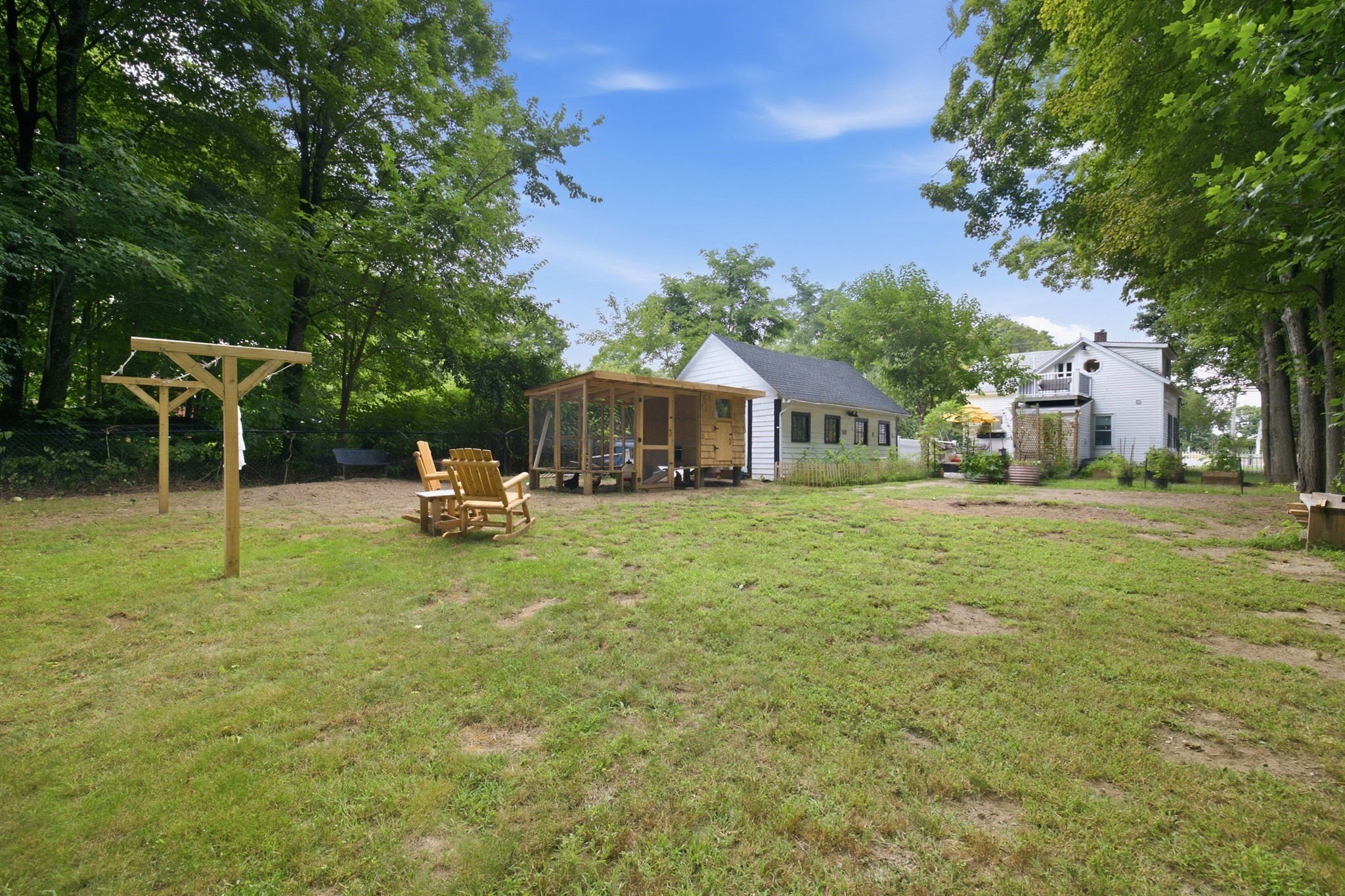 main property photo 29