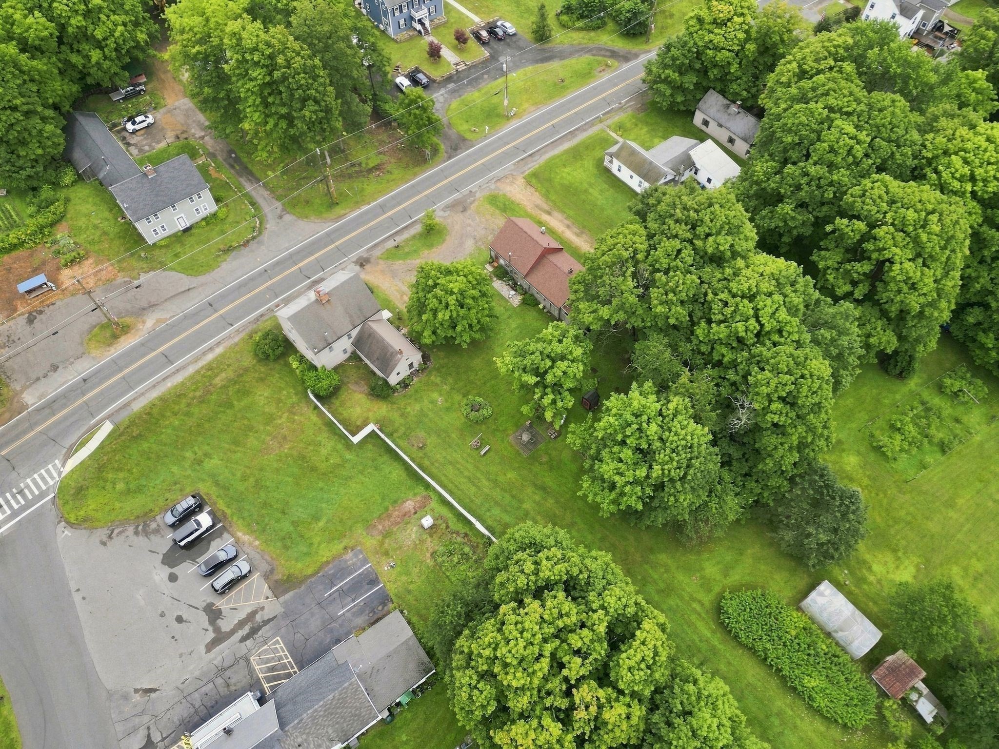 main property photo 40