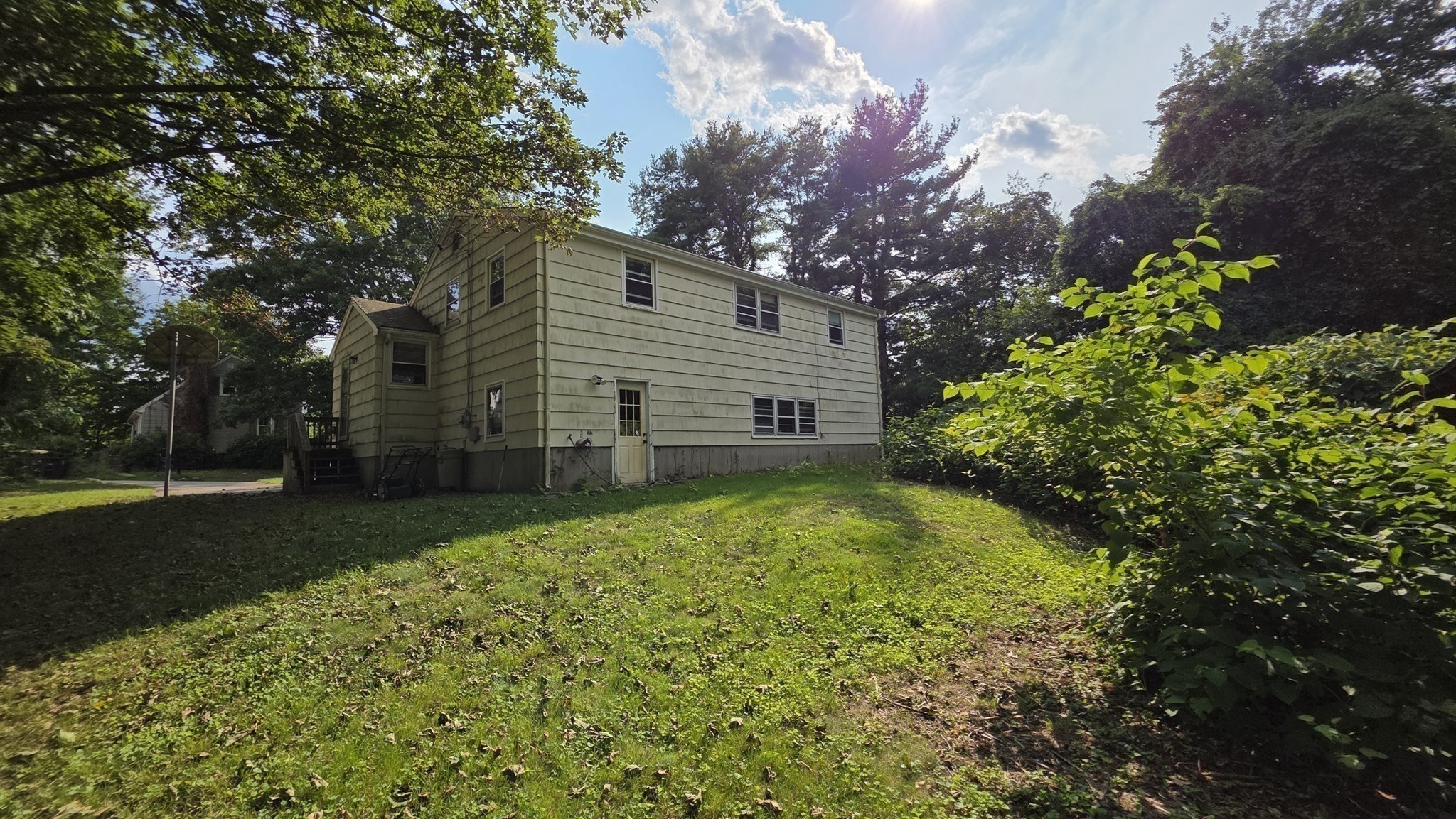 main property photo 2