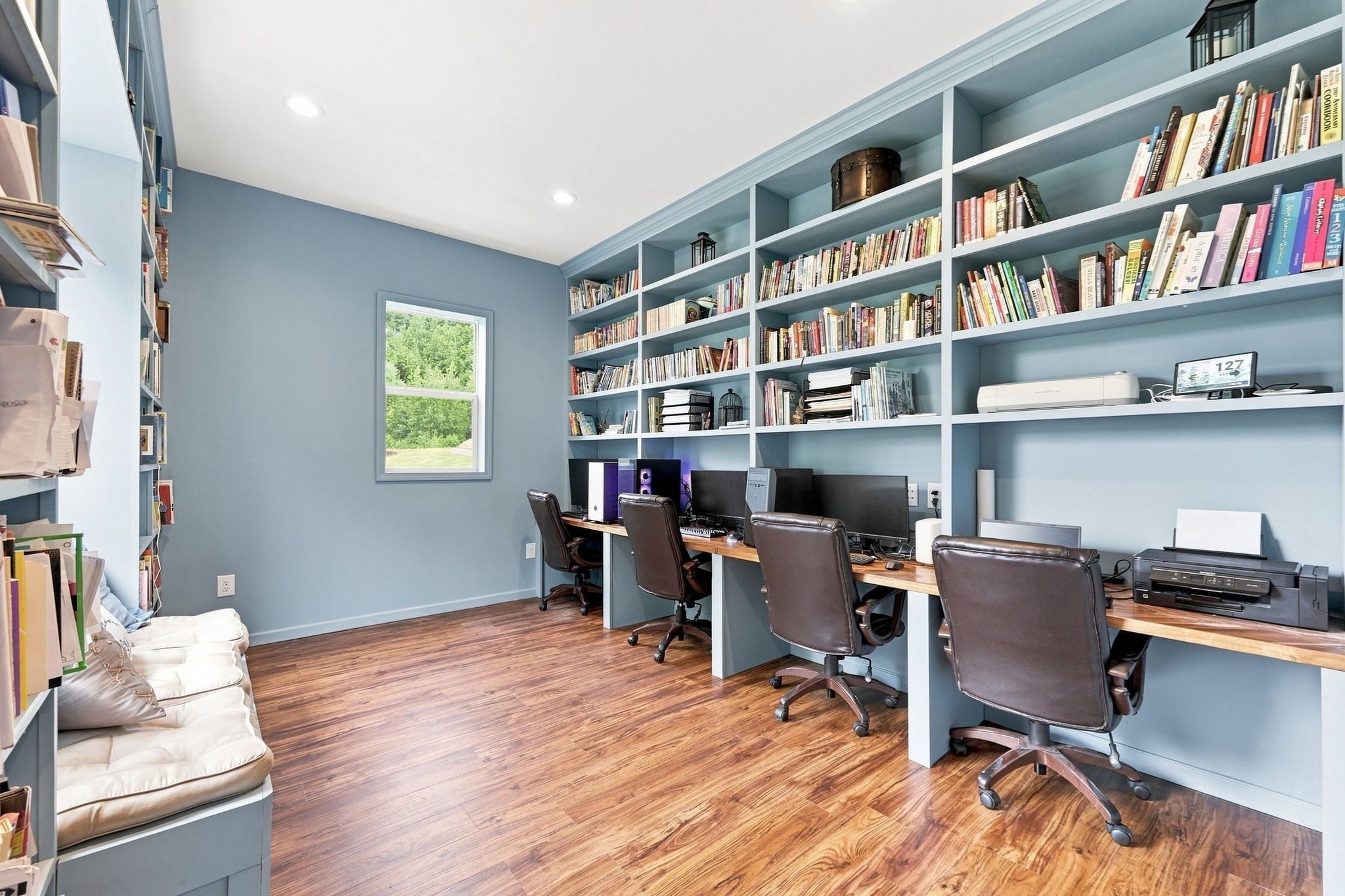 main property photo 6