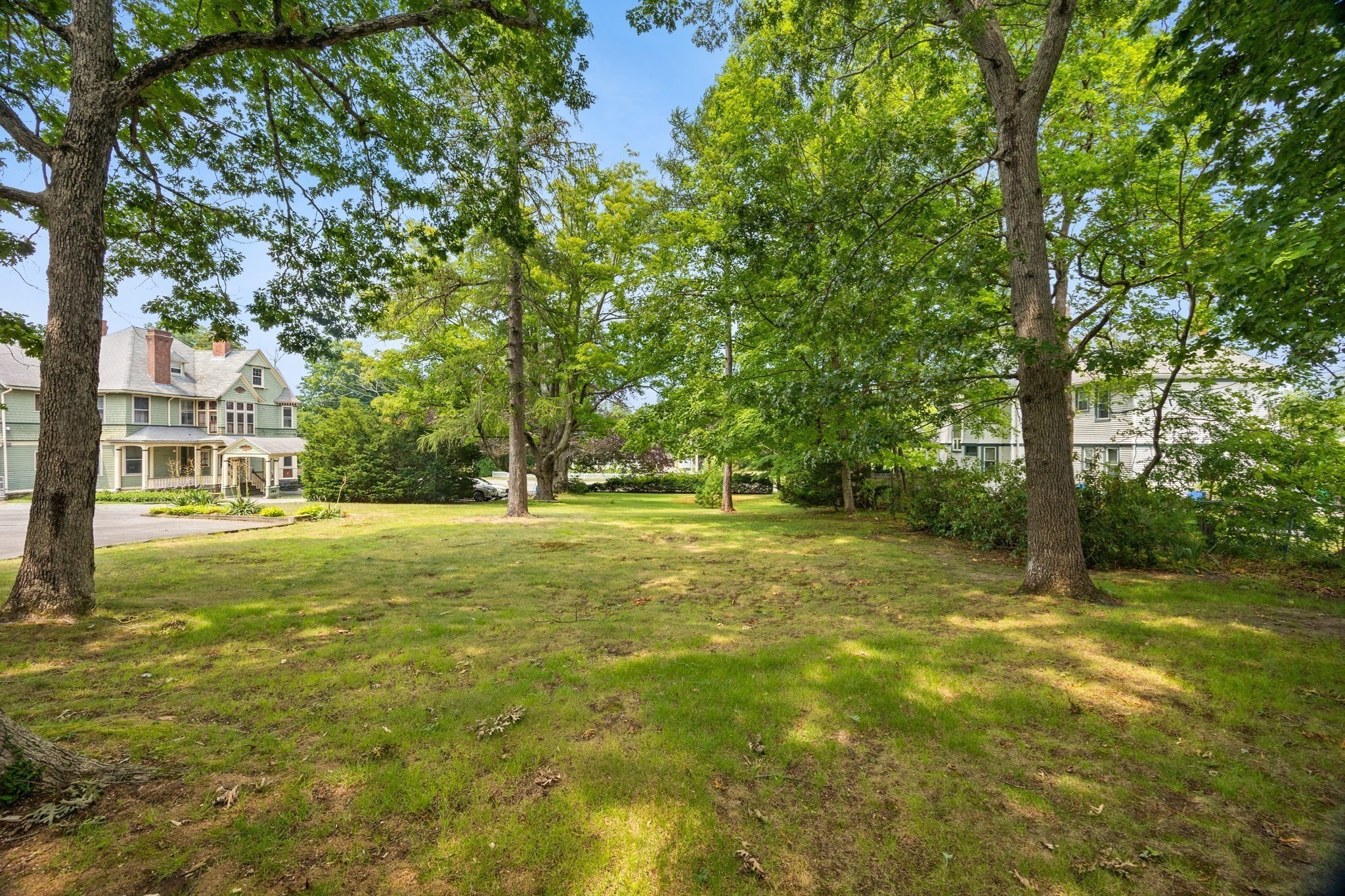 main property photo 38