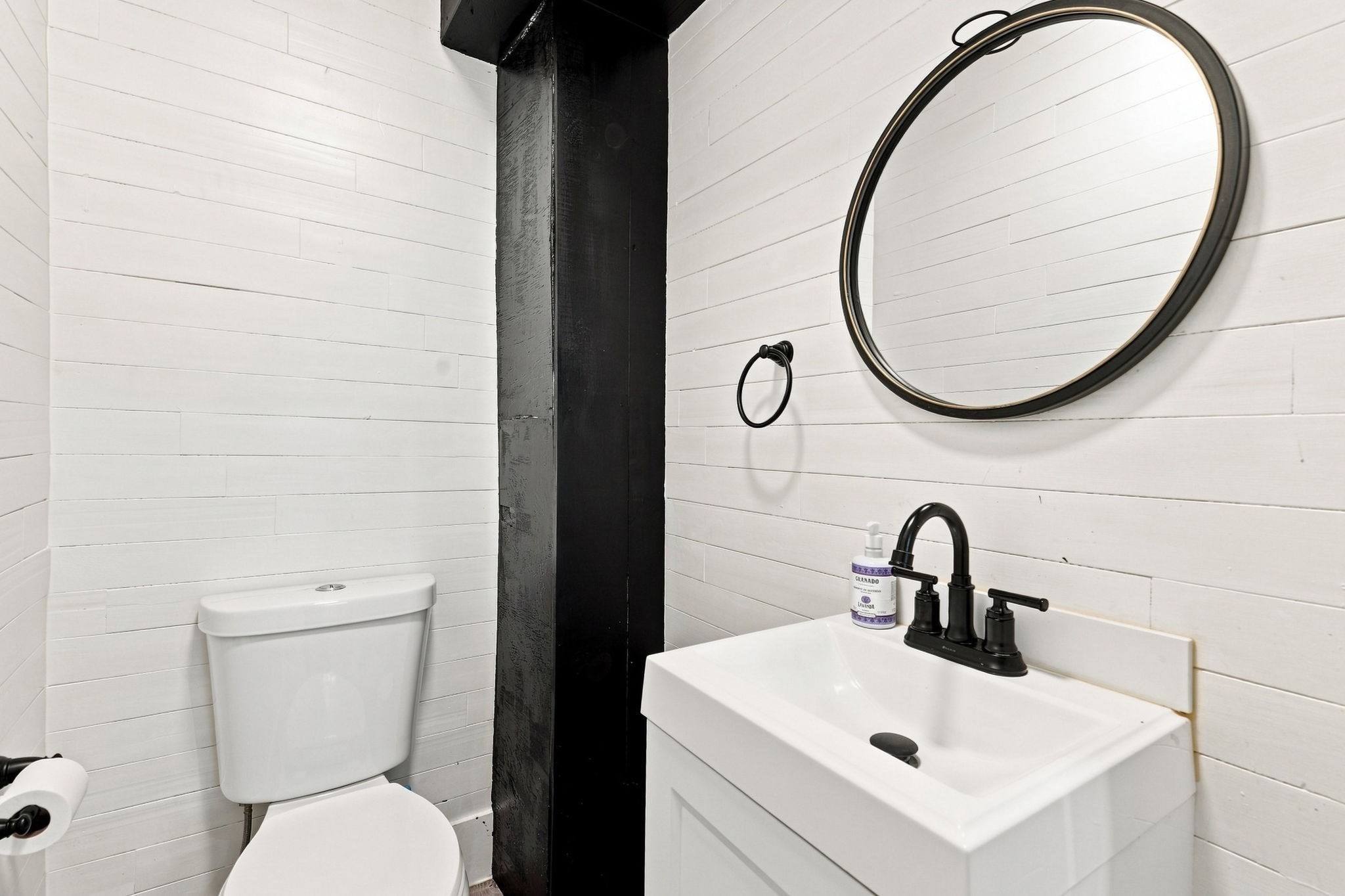 main property photo 10