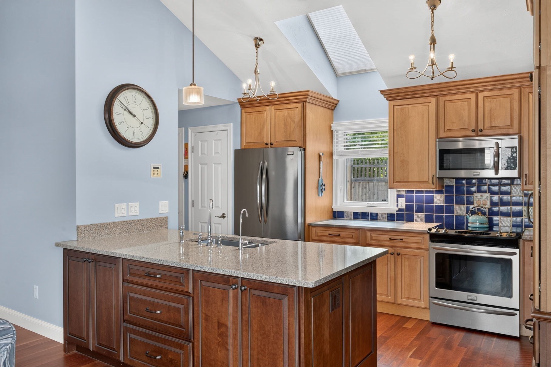 main property photo 15