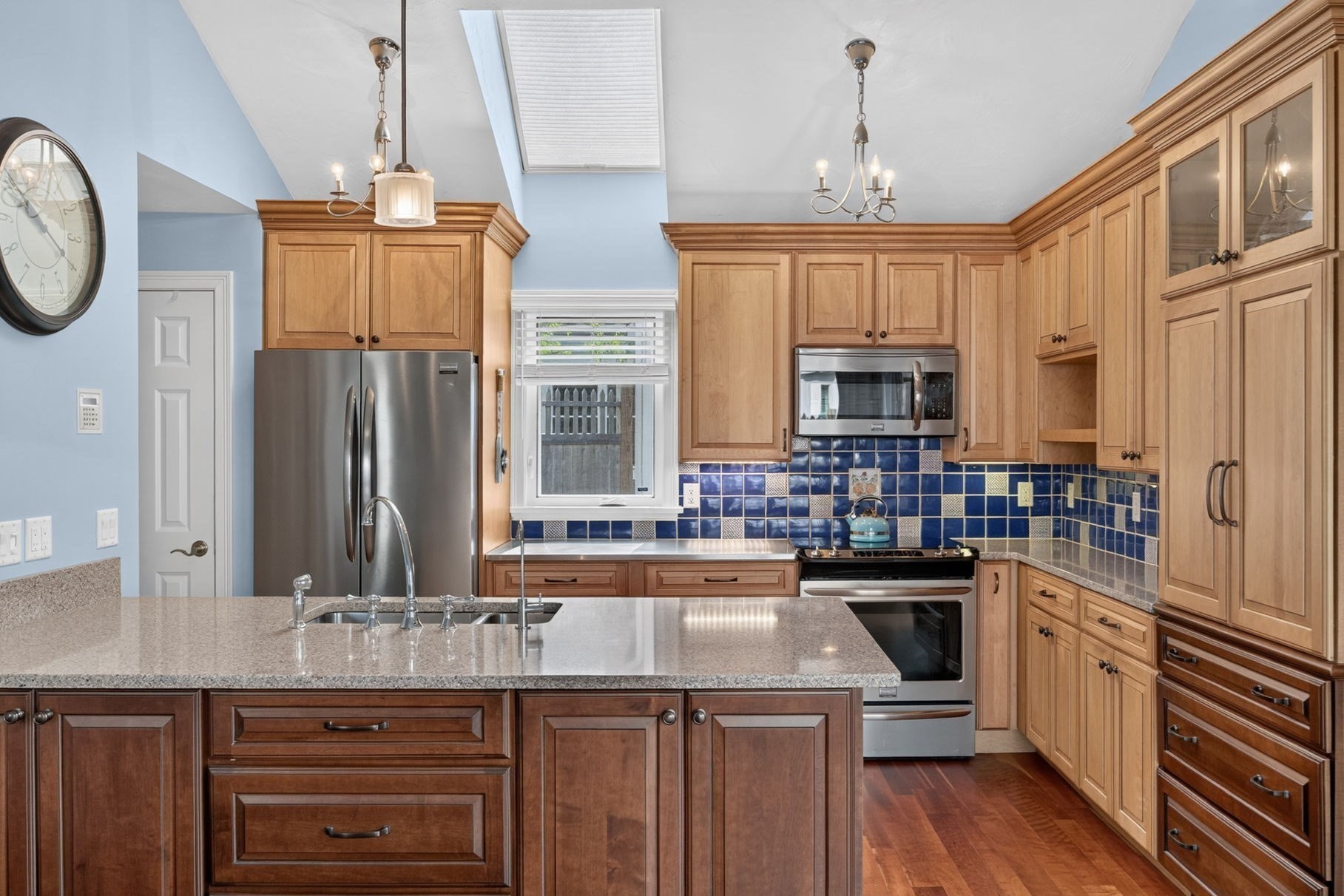 main property photo 16