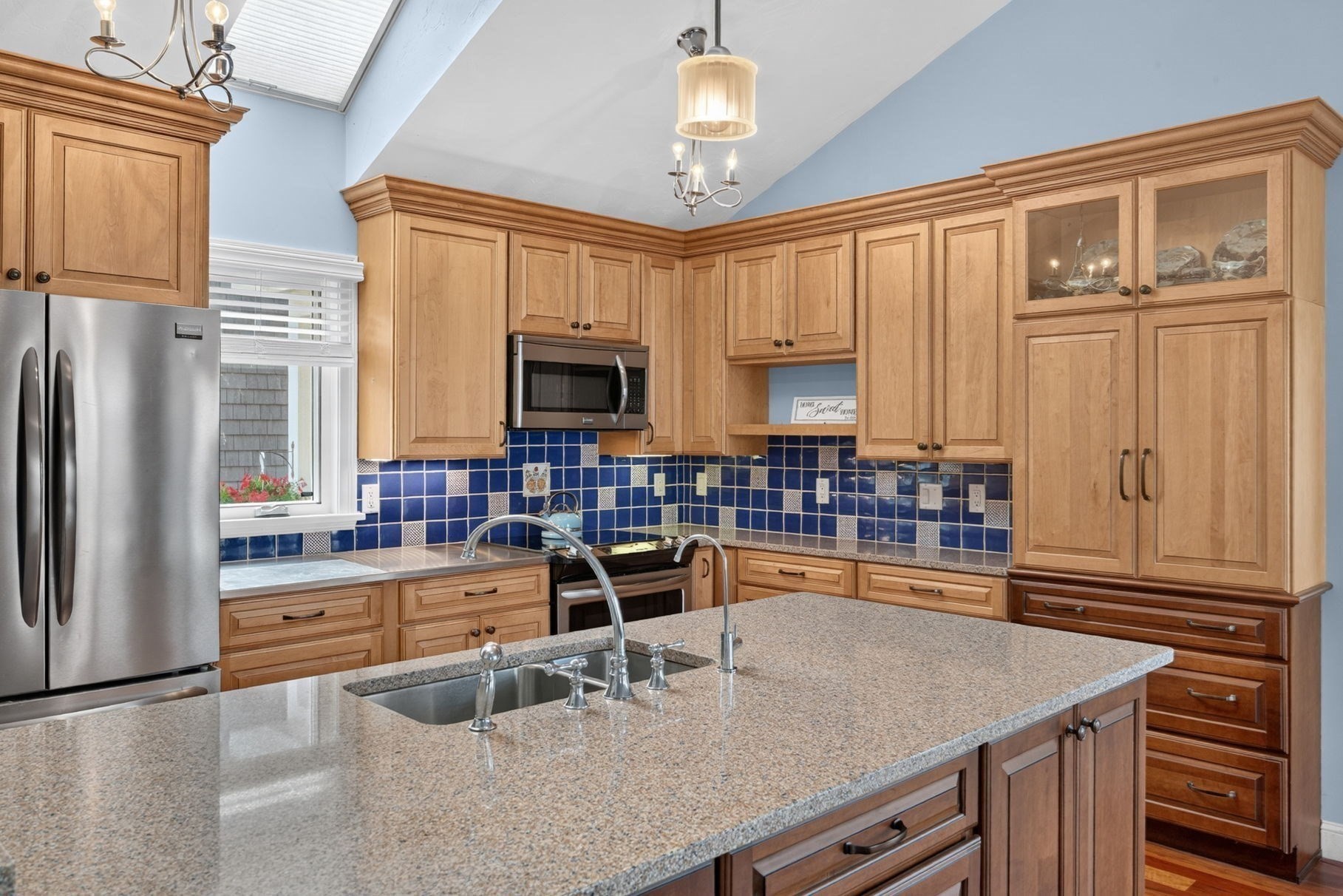 main property photo 17