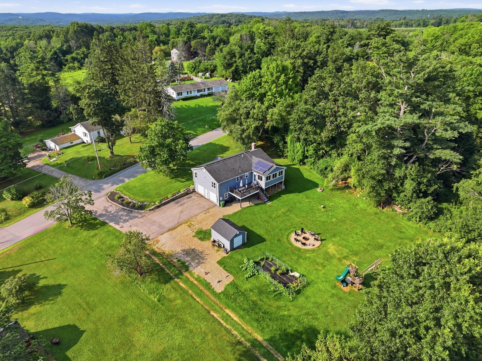 main property photo 34