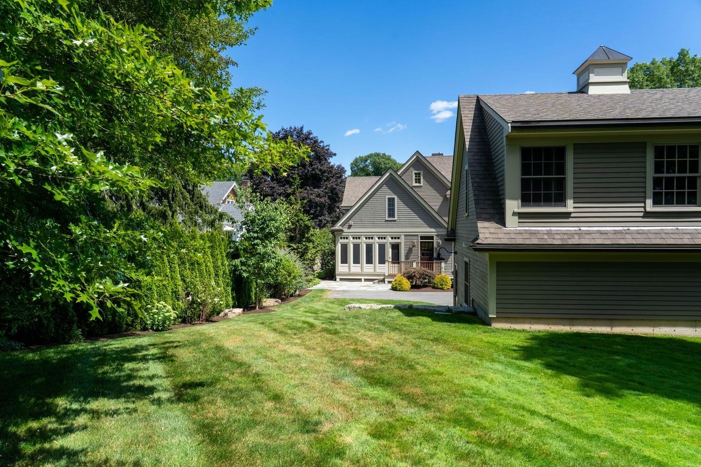 main property photo 39