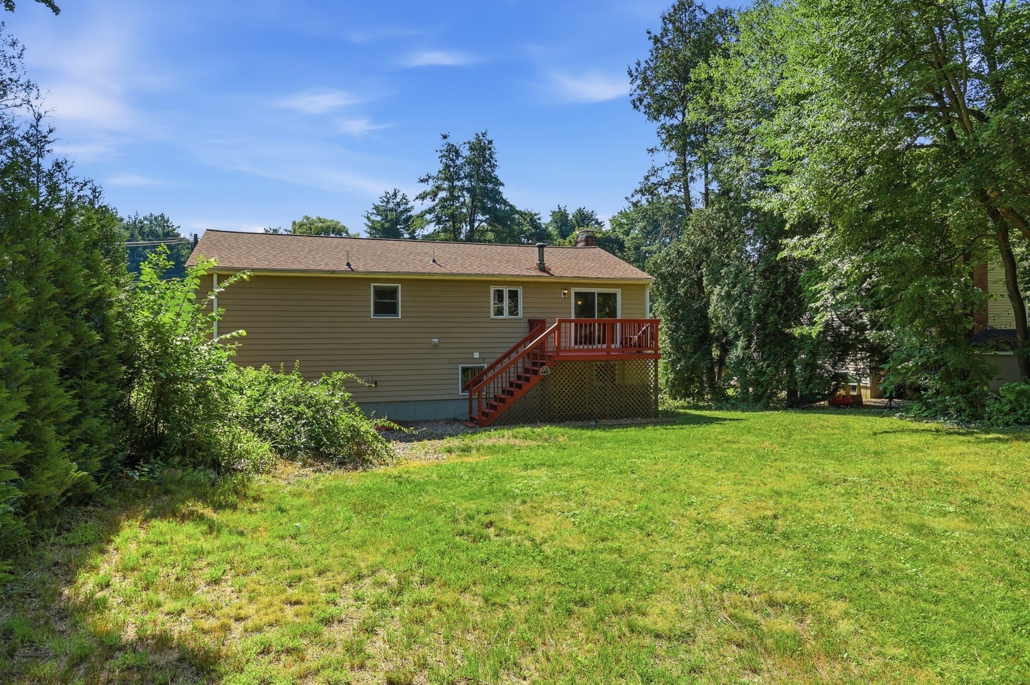 main property photo 36