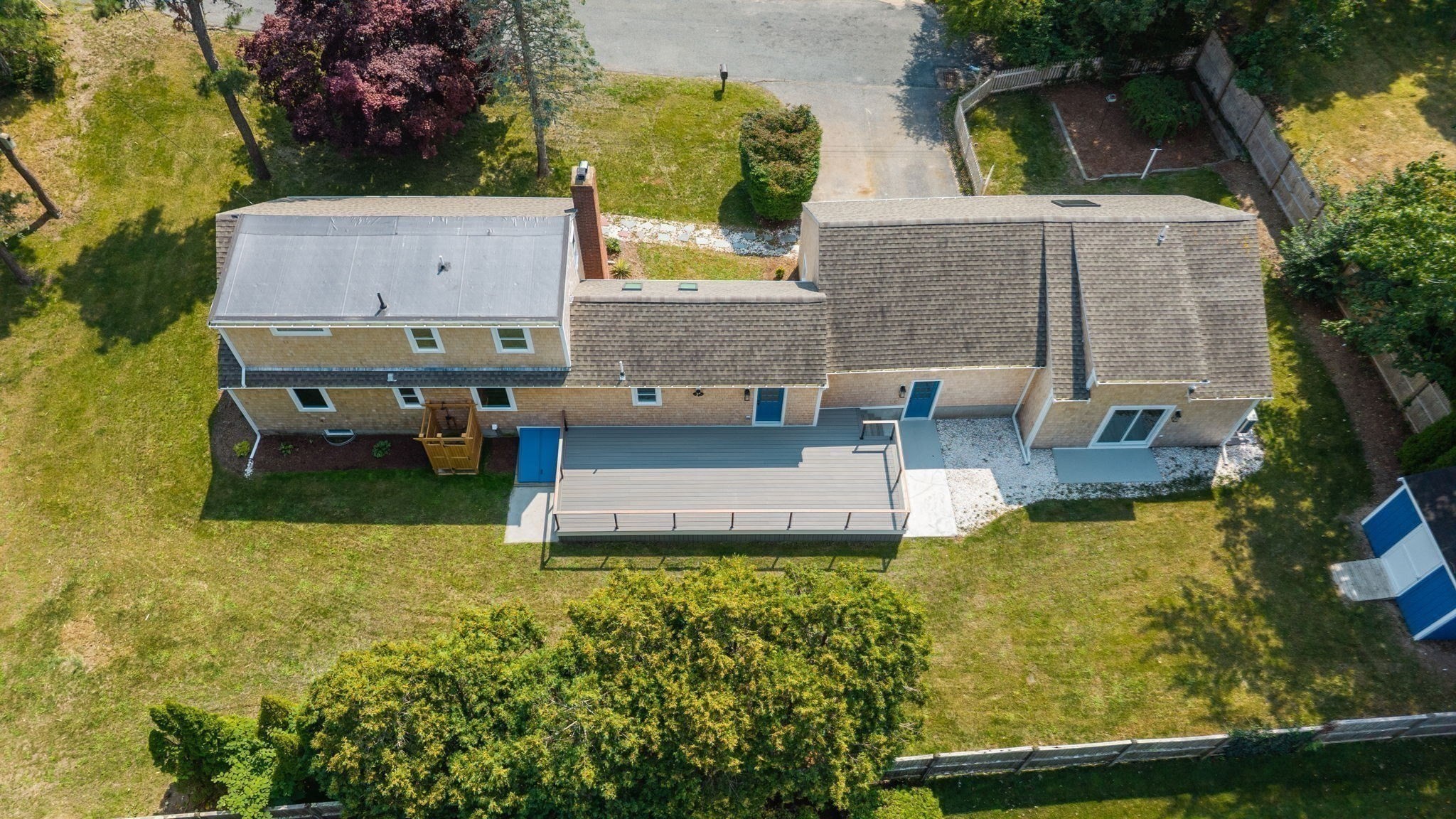 main property photo 39