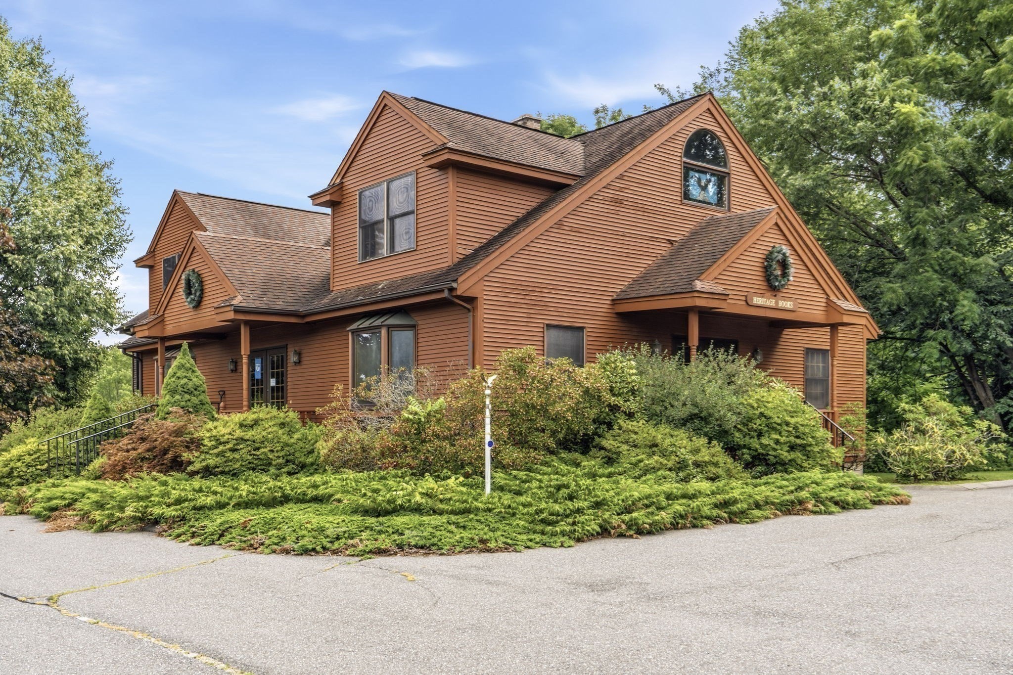 main property photo 6