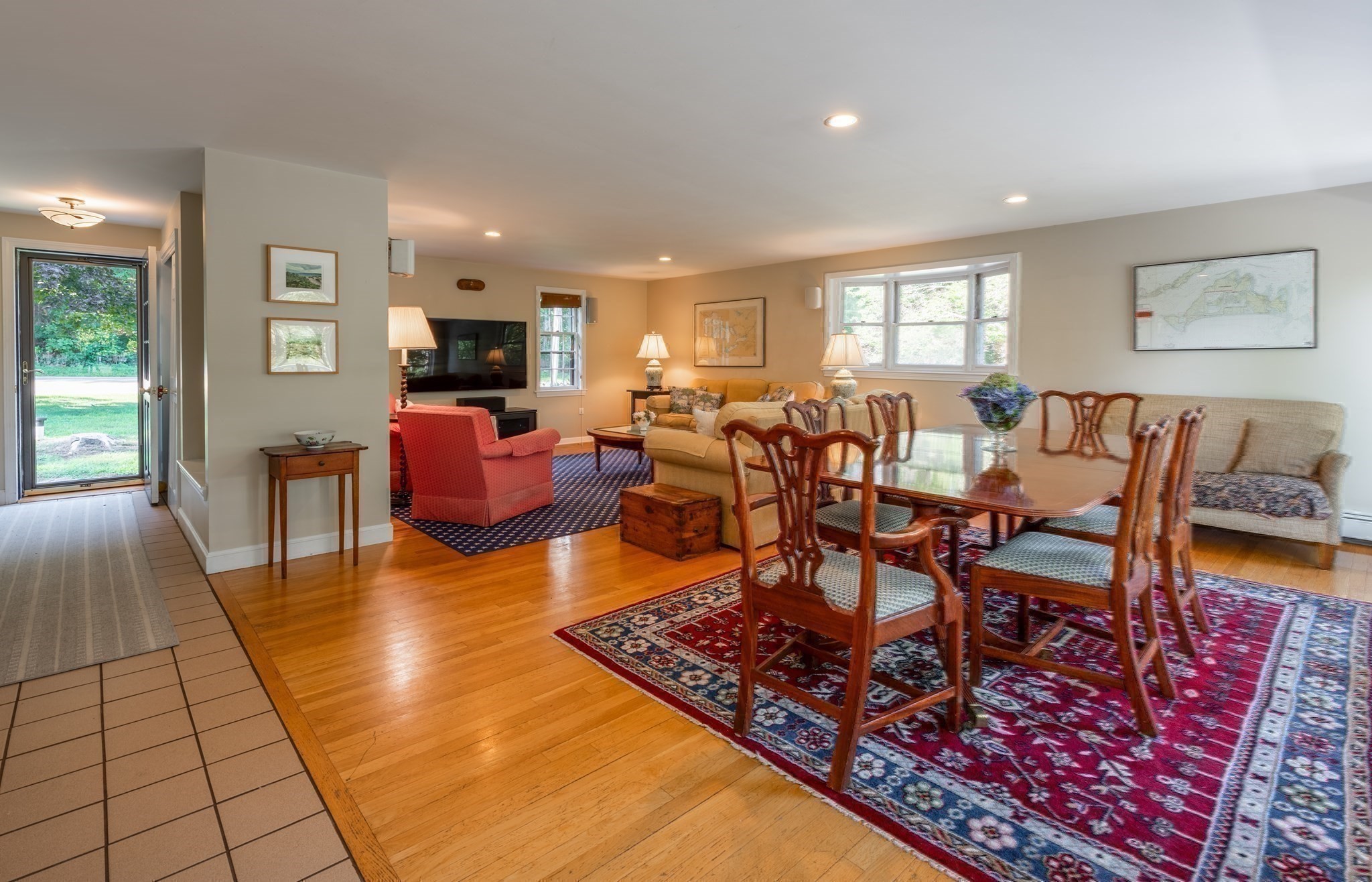 main property photo 19