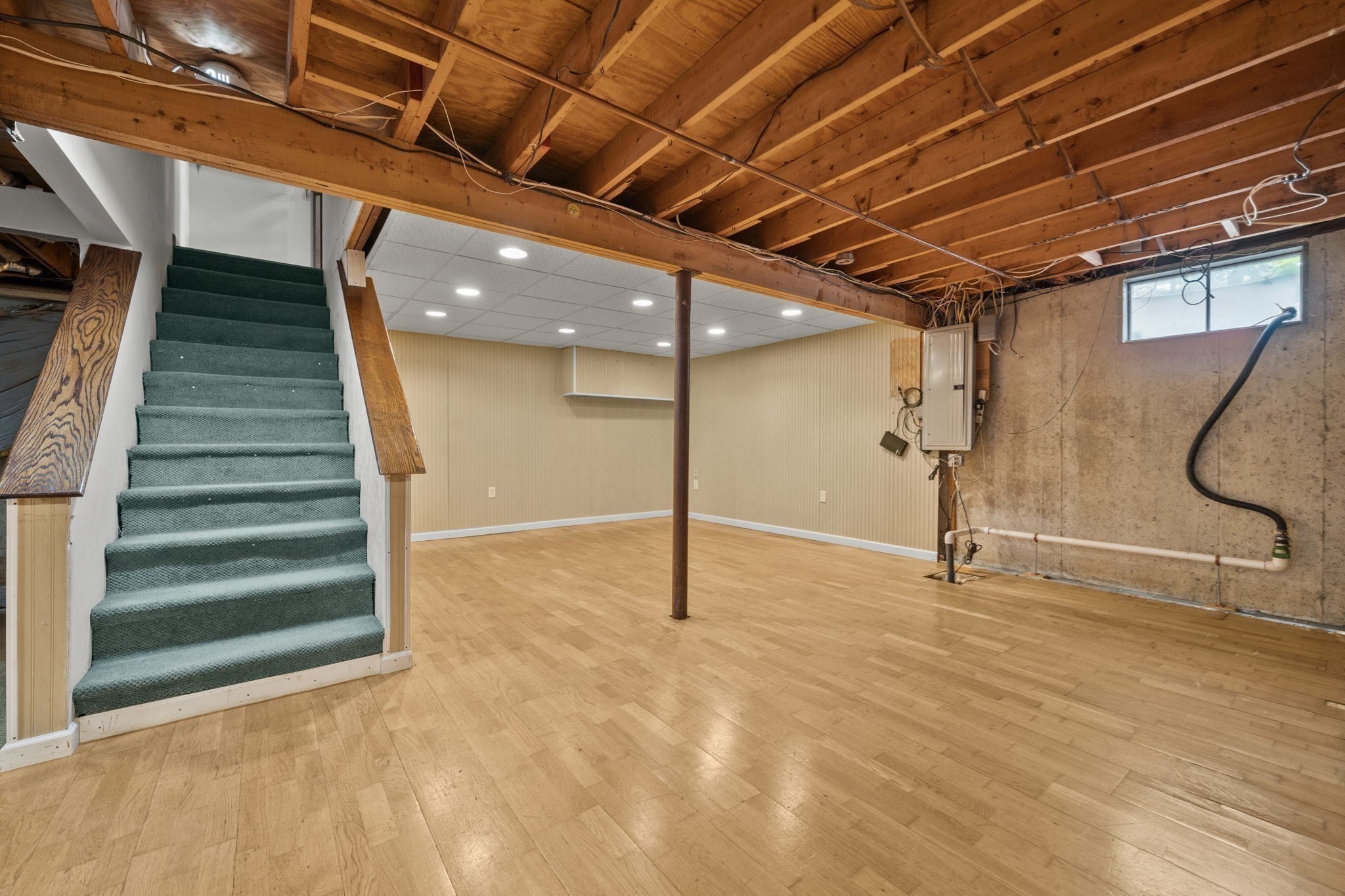 main property photo 23