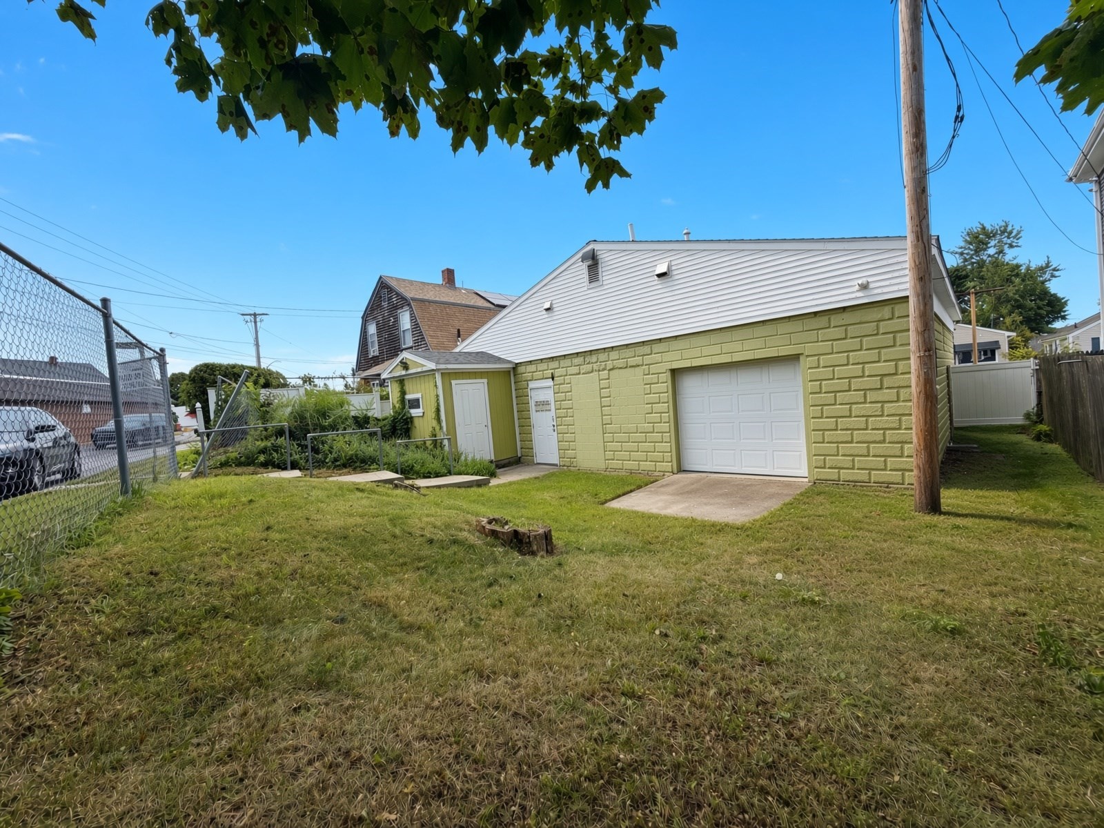 main property photo 24